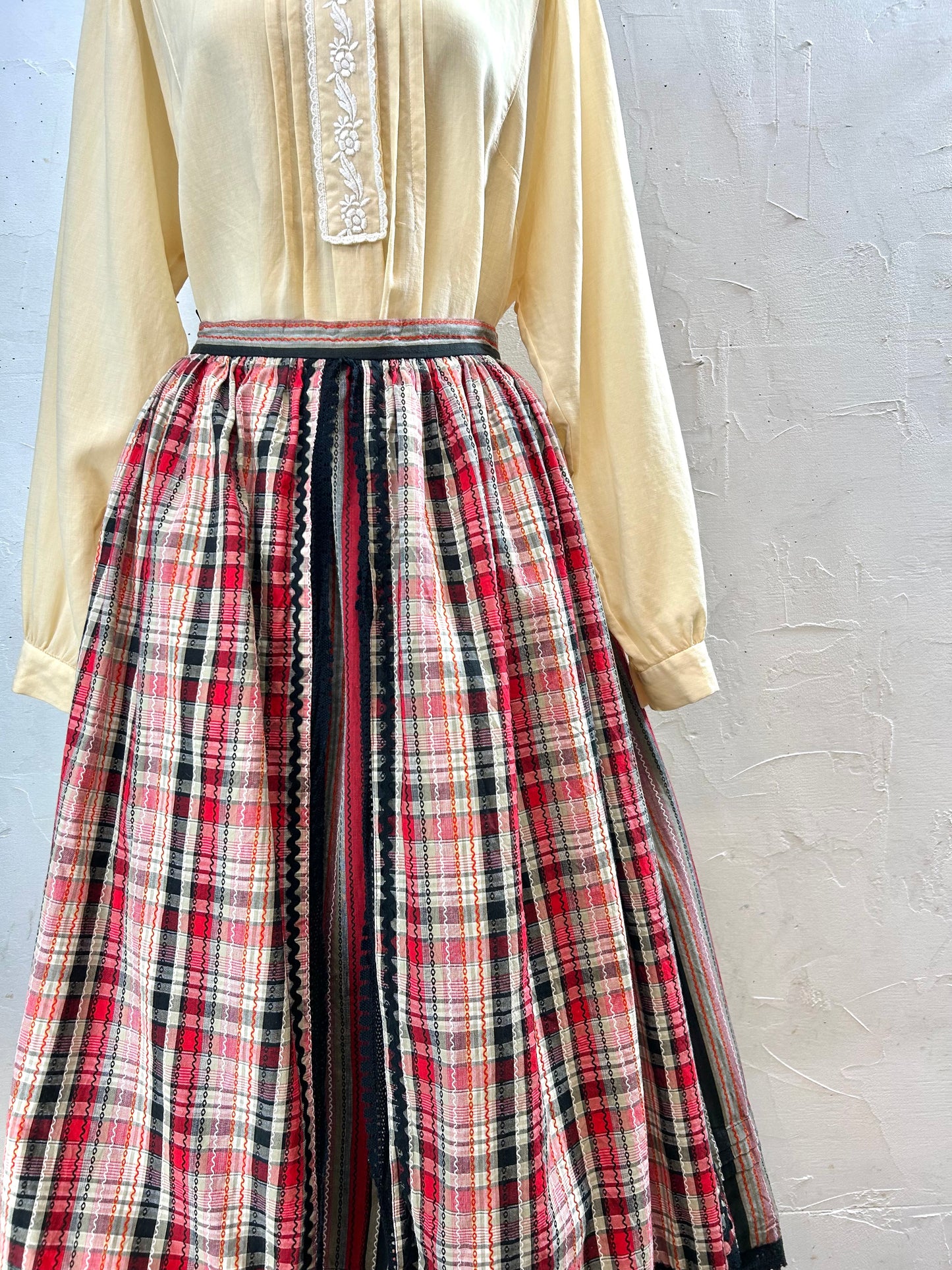 Vintage Tyrol Skirt MADE IN WEST-GERMANY [ A29392]