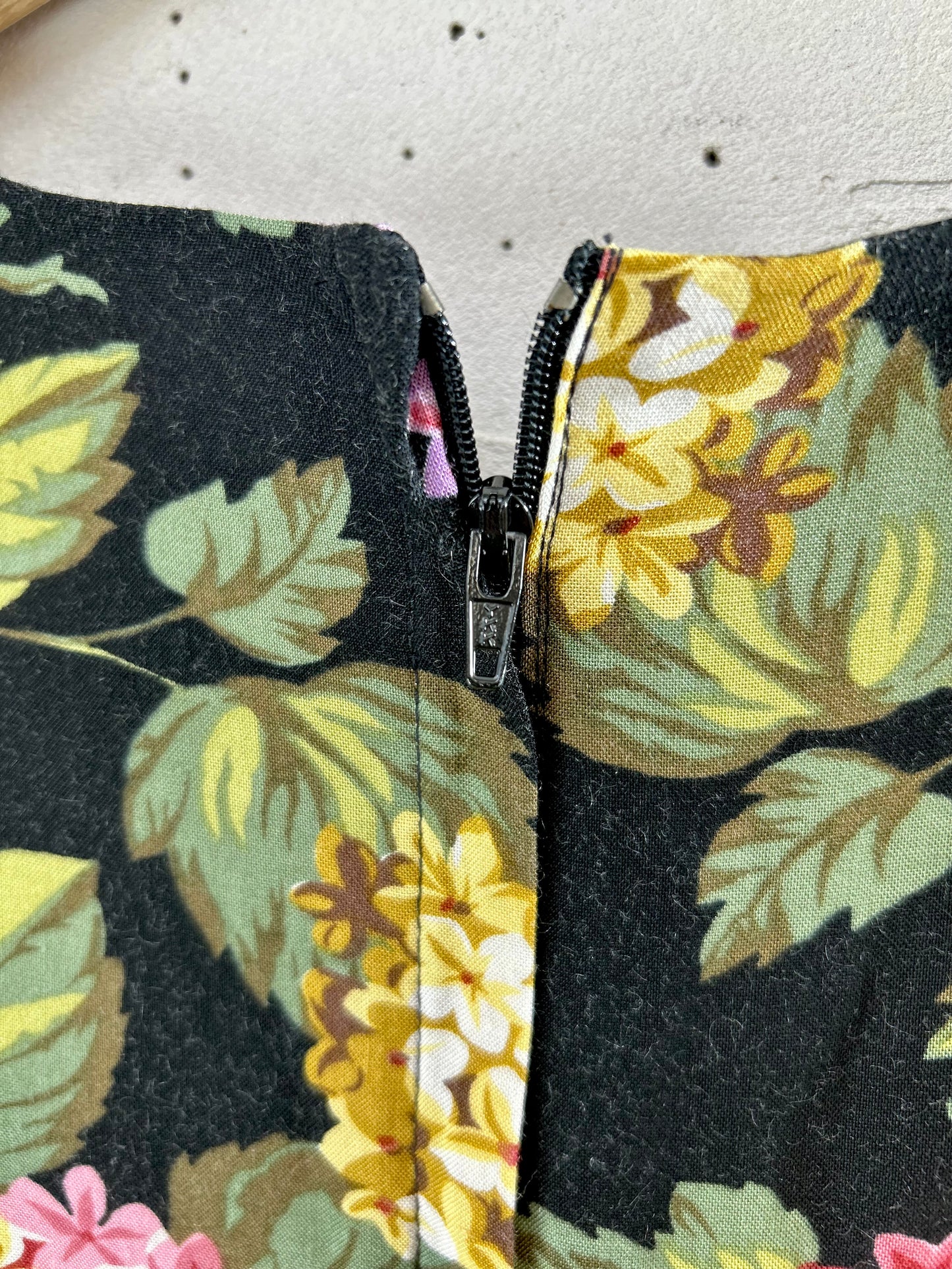 Vintage Flower Dress [F30451]