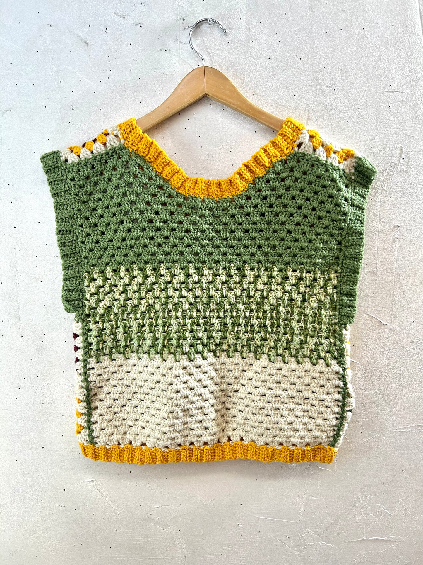 Vintage Granny Square Vest [K28938]