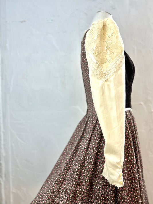 ’70s Vintage Dress〜GUNNE SAX 〜[D30025］
