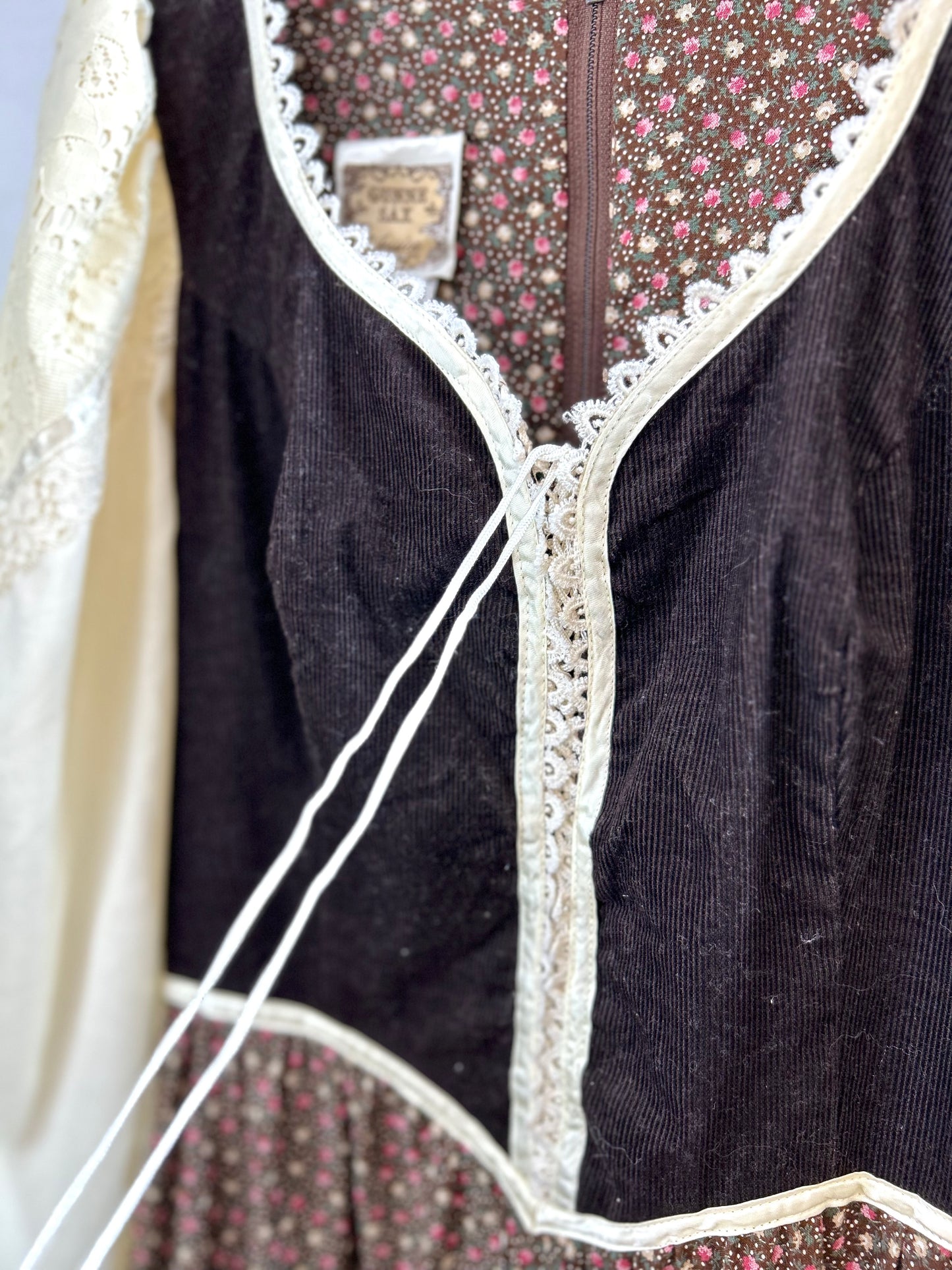 ’70s Vintage Dress〜GUNNE SAX 〜[D30025］