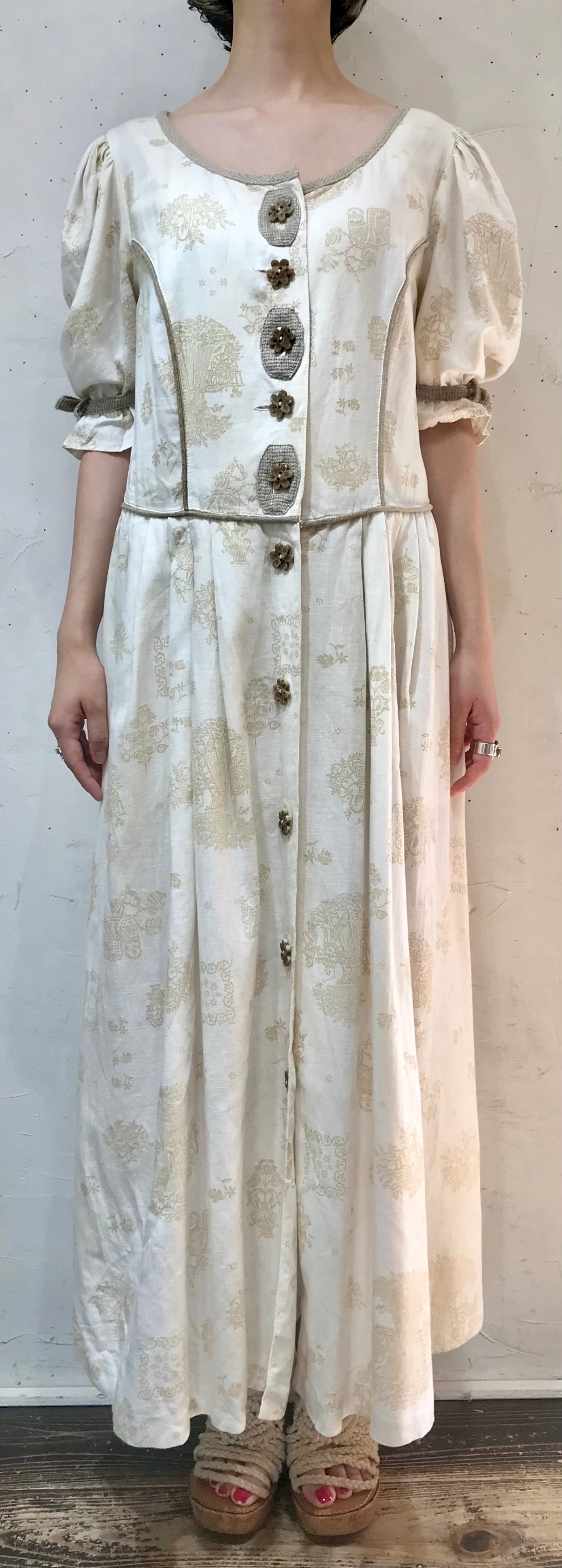 Vintage Dress 〜チロル×フラワーボタン〜 [C19714]
