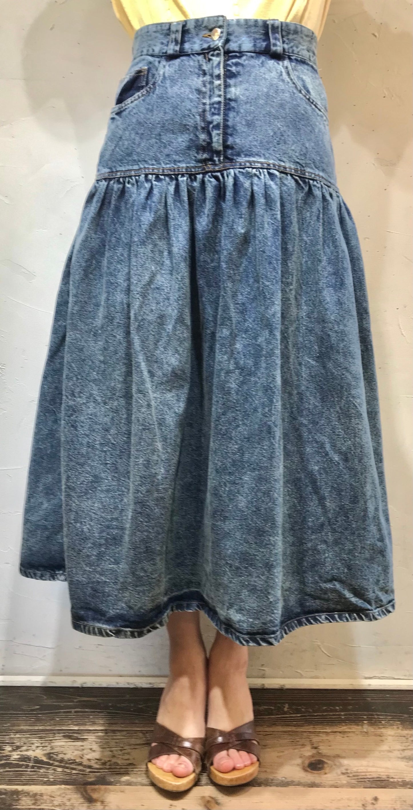 Vintage Denim Skirt [A26105]