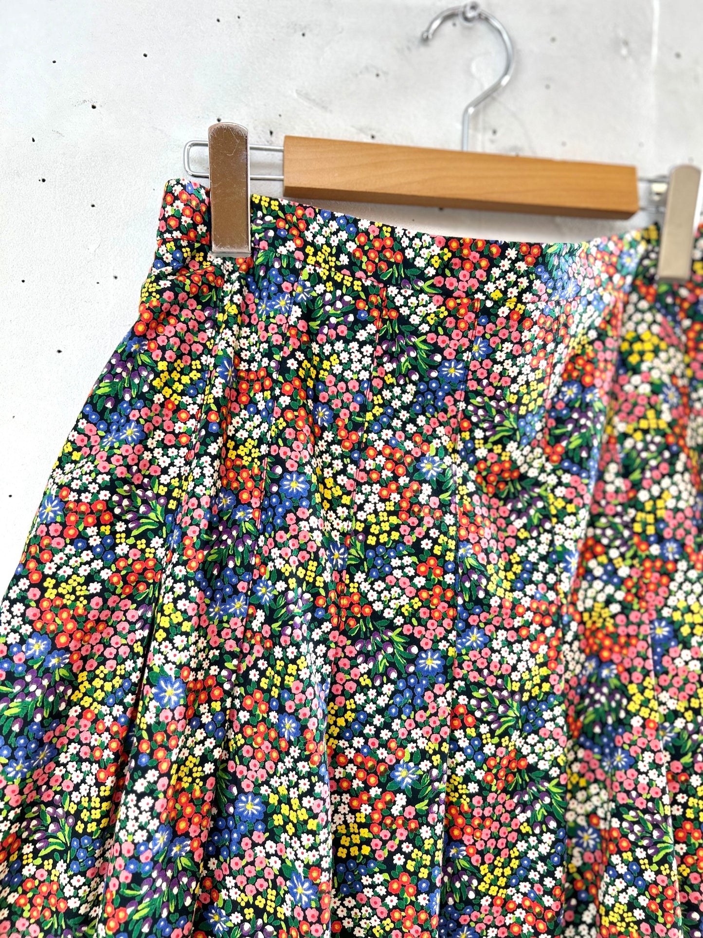 Vintage Pleats Skirt [E30240]