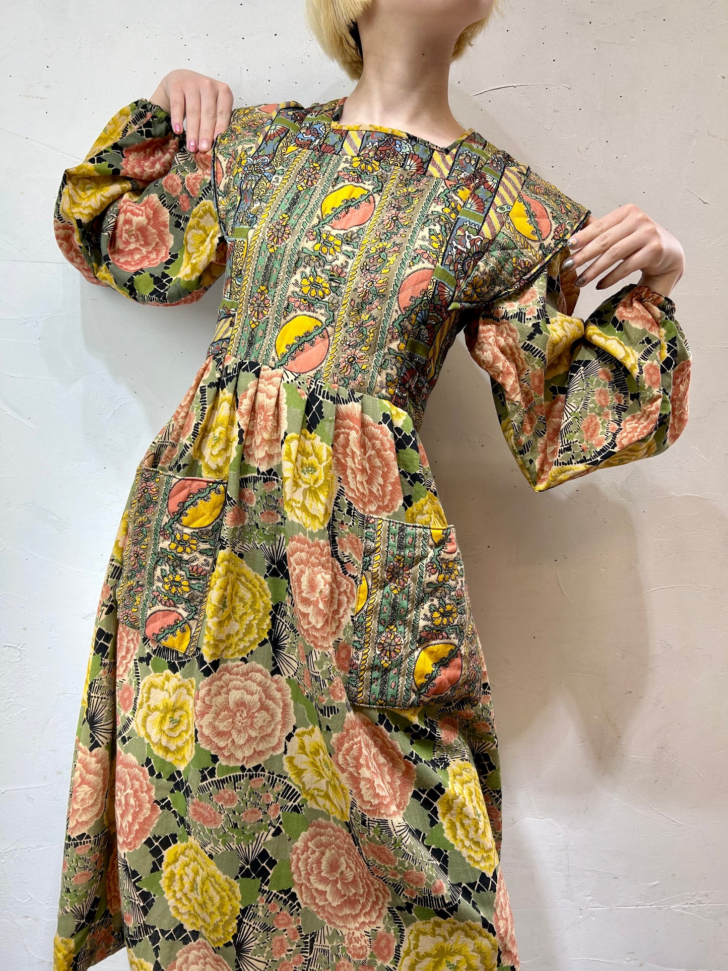 ’70s Vintage Dress MADE IN ENGLAND [C26607]