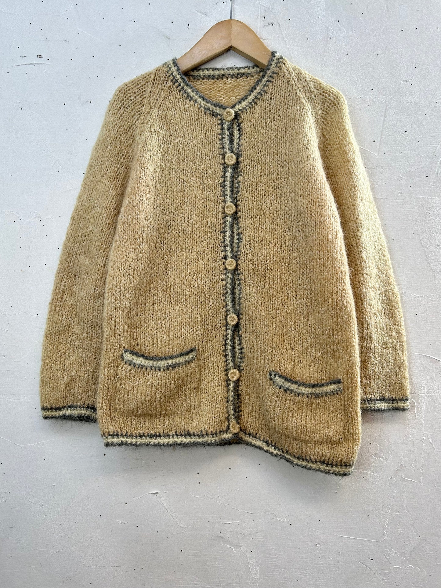 Vintage Knit Cardigan [L29174]