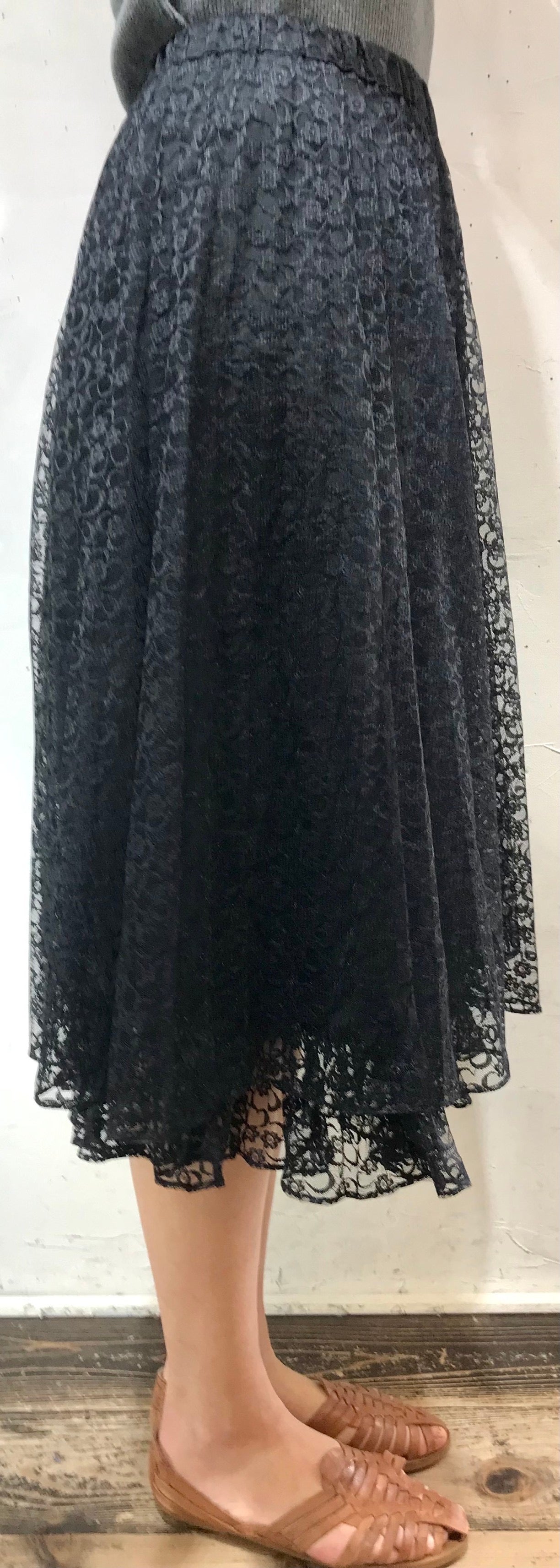 Vintage Black Lace Skirt [B26122]