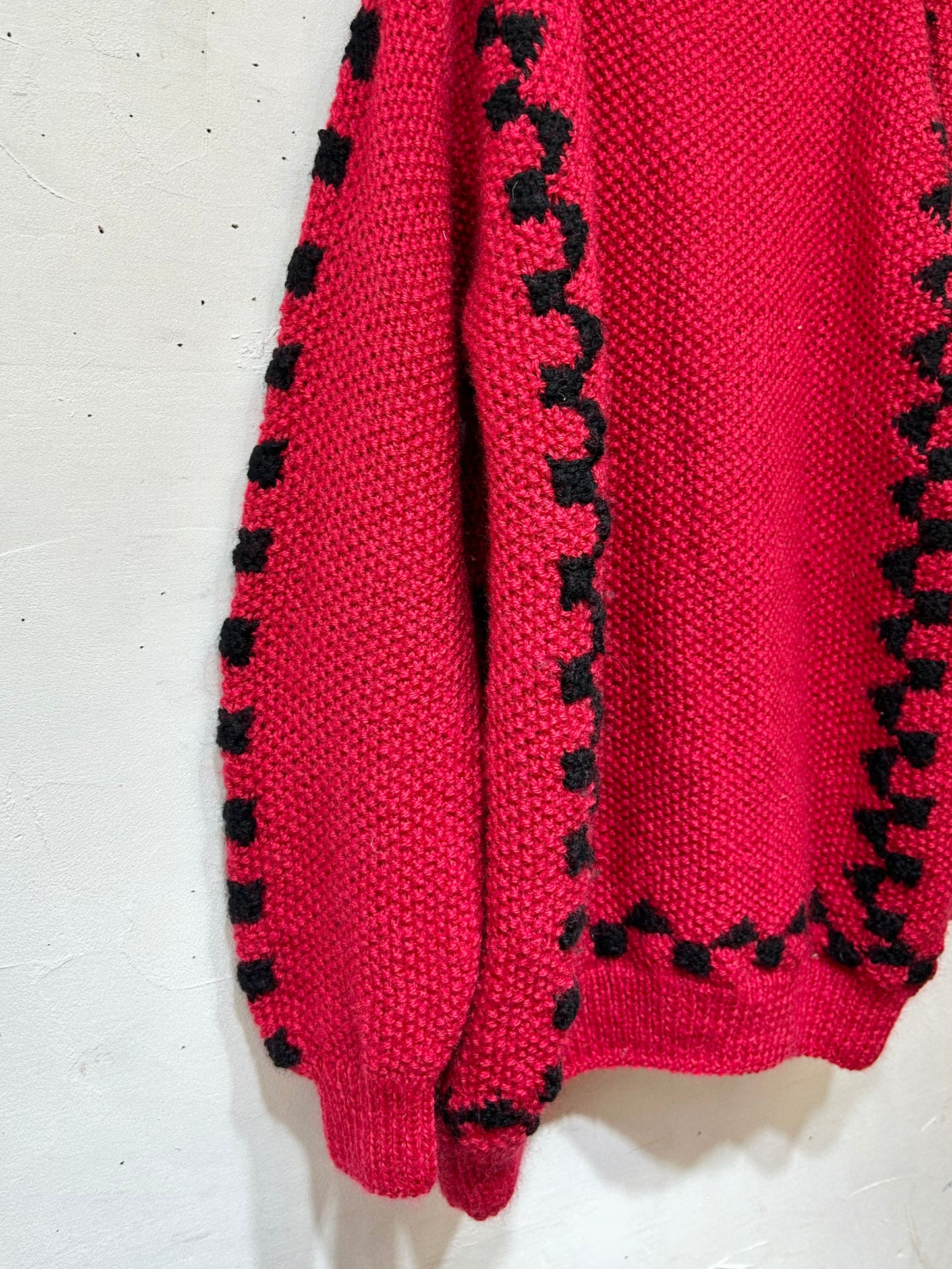 Vintage Hand Knit Sweater  [K25663]