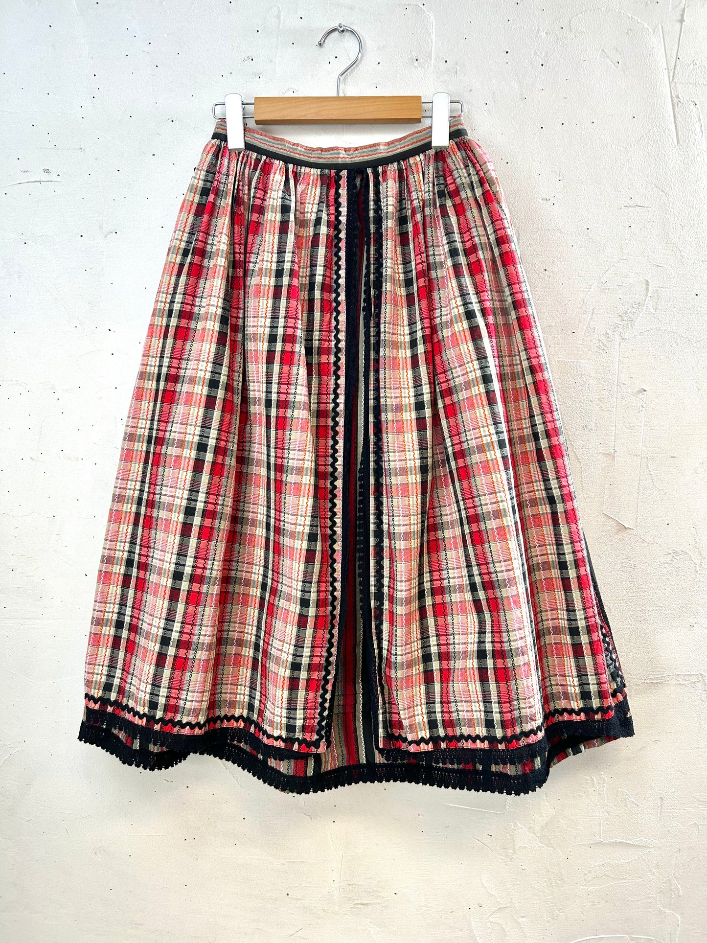 Vintage Tyrol Skirt MADE IN WEST-GERMANY [ A29392]