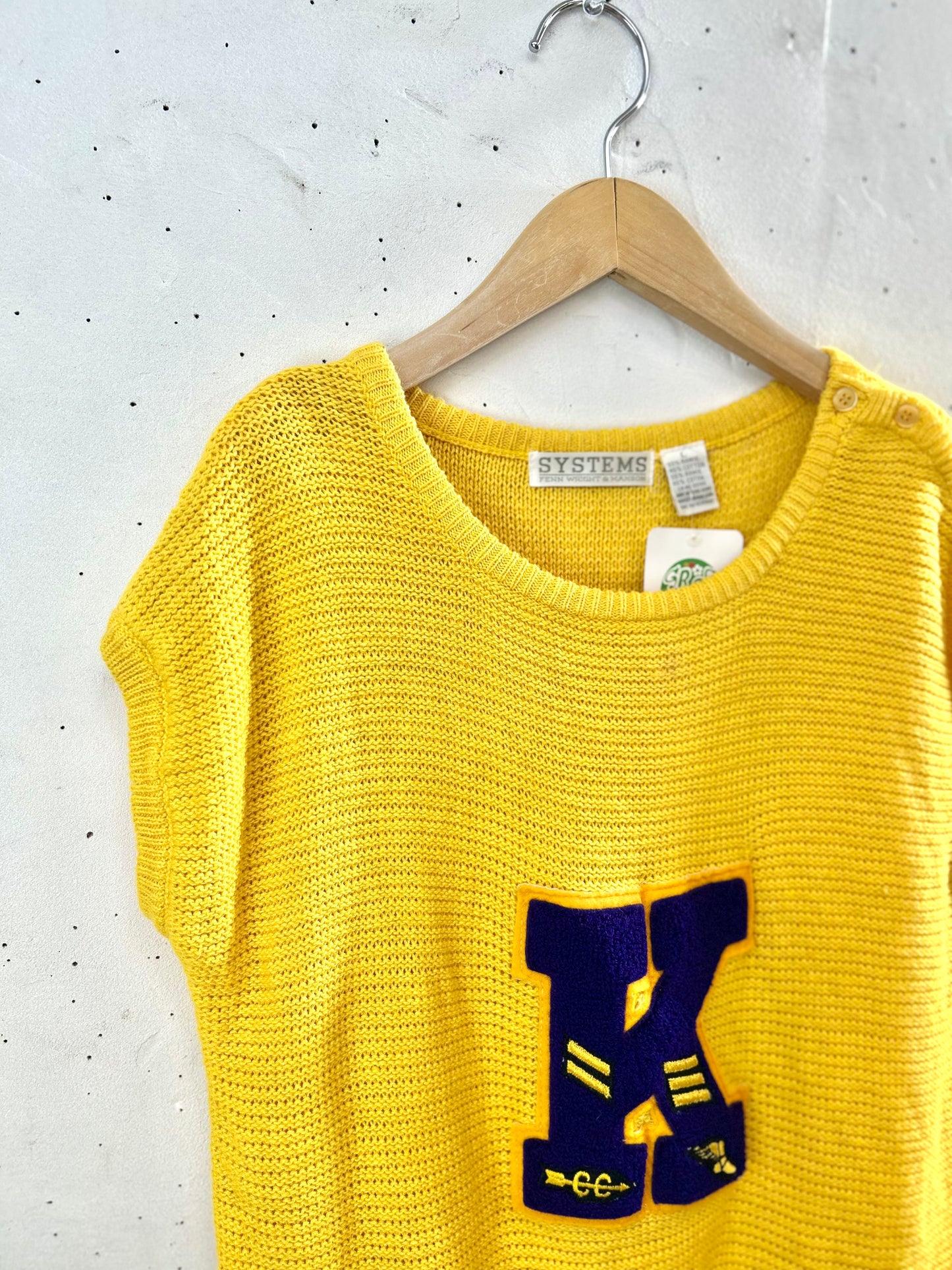 Vintage Knit Vest [D30036]