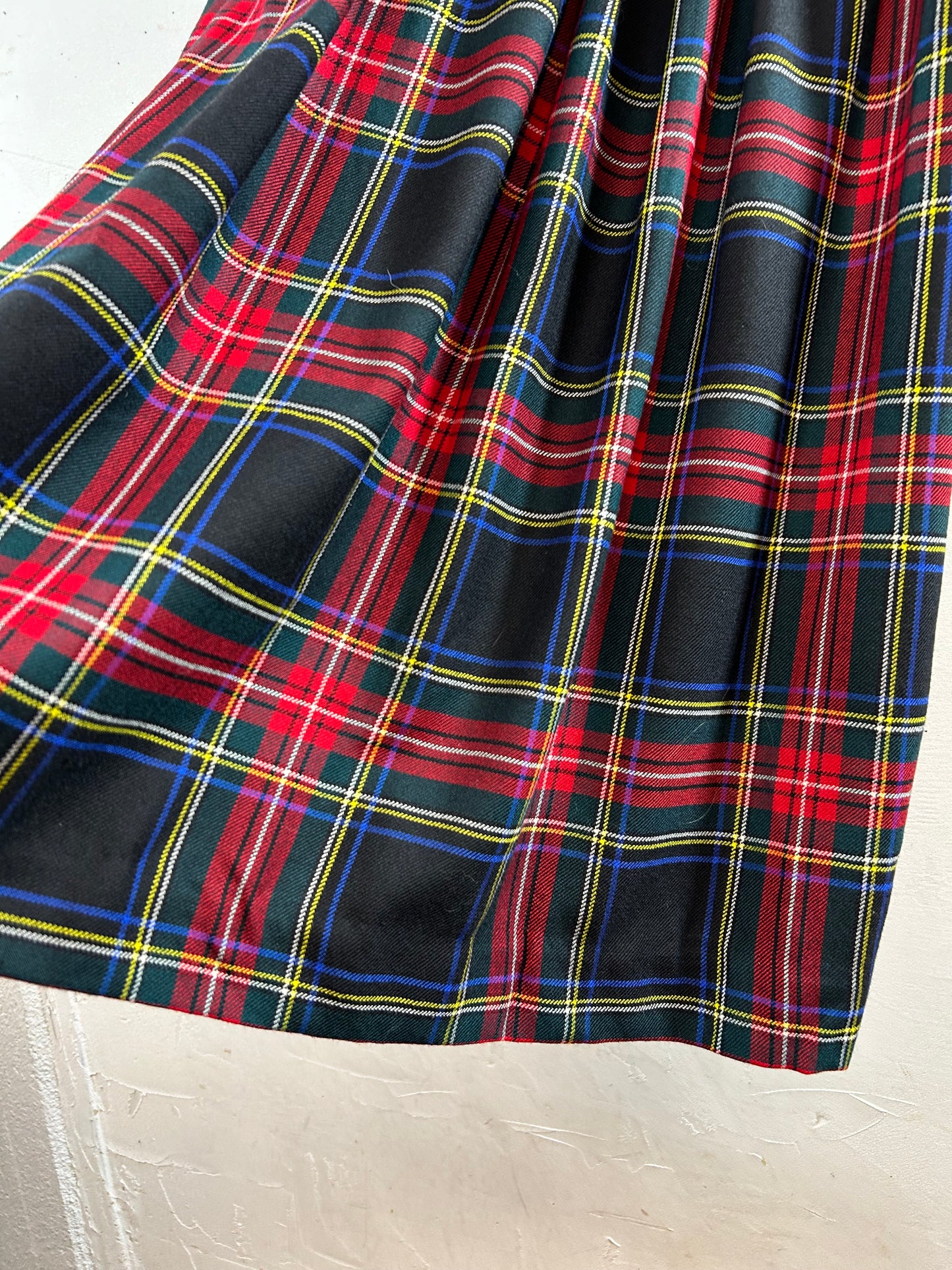 Vintage Plaid Skirt MADE IN SCOTLAND [K28950]