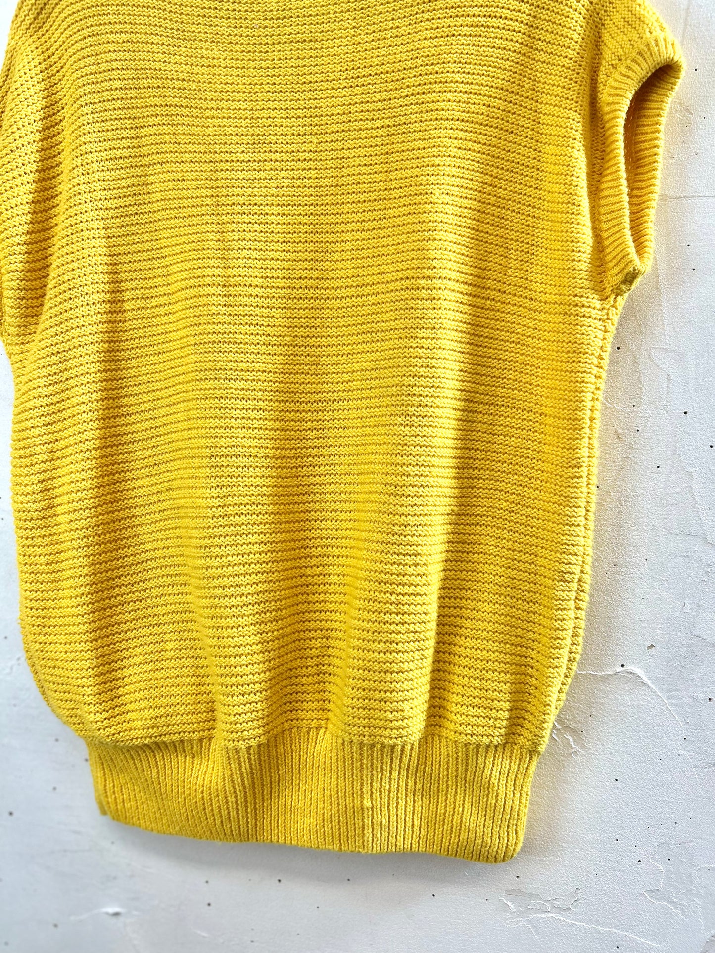 Vintage Knit Vest [D30036]