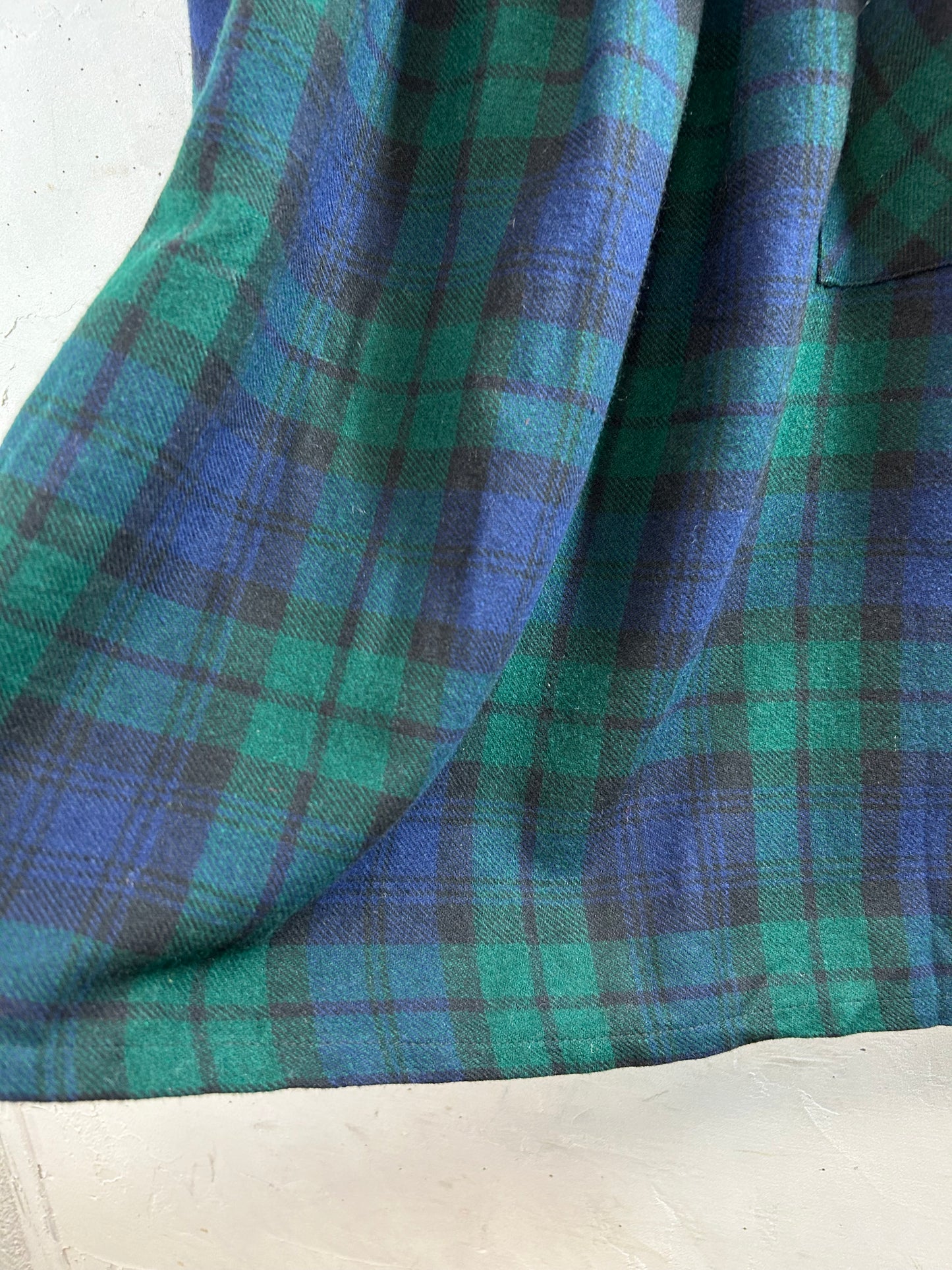 Vintage Plaid Skirt MADE IN CANADA [K28949]