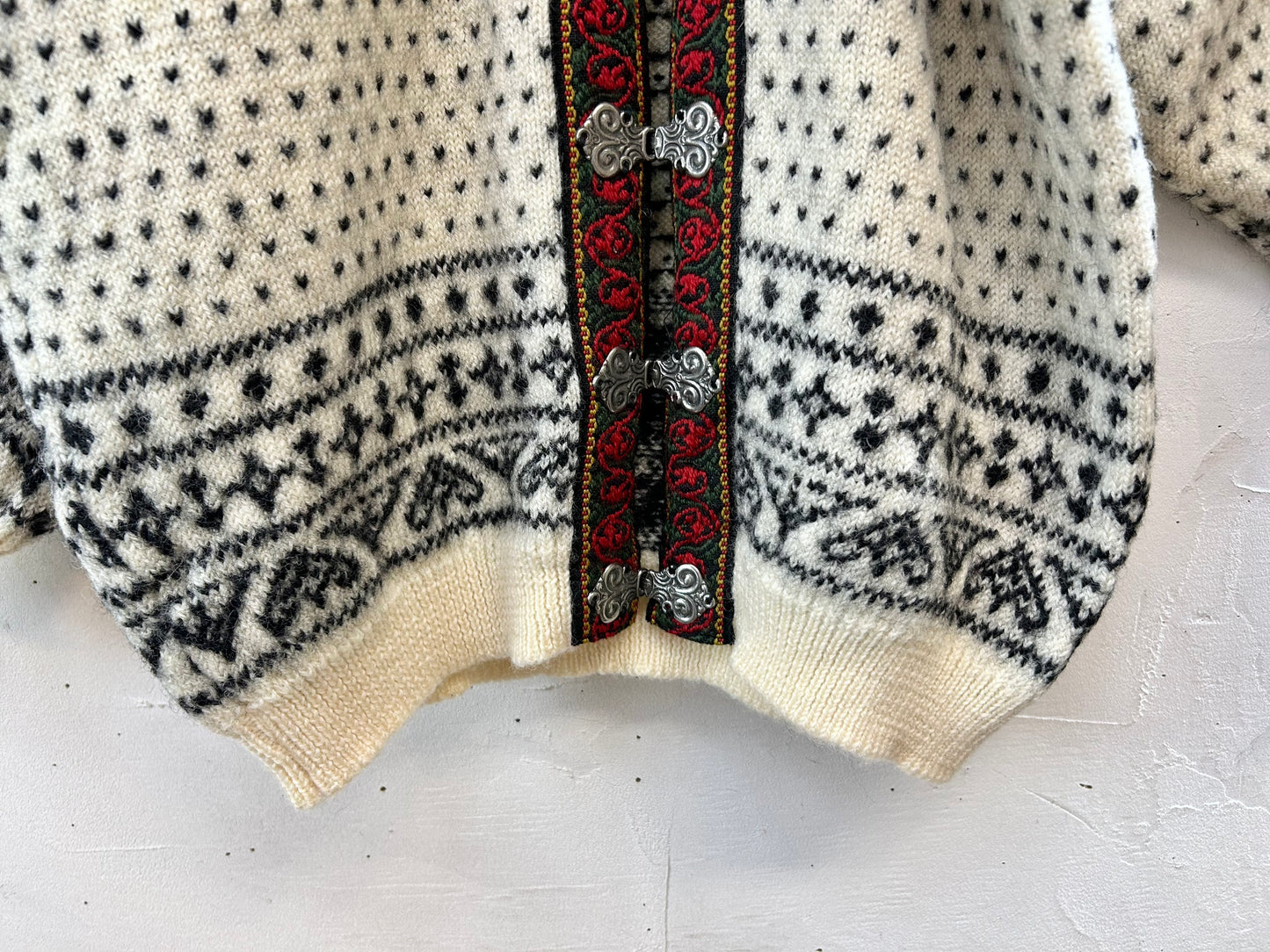 Vintage Nordic Knit Cardigan  MADE IN NORWAY [K28955]