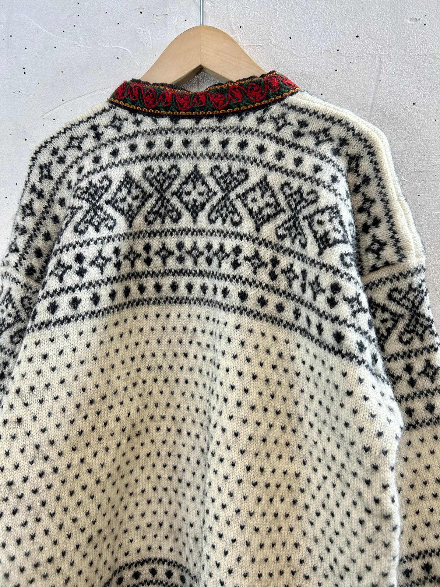 Vintage Nordic Knit Cardigan  MADE IN NORWAY [K28955]