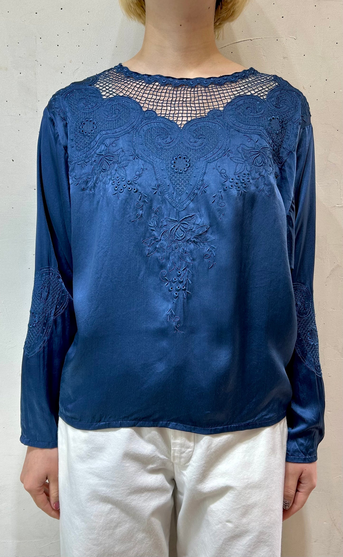 Vintage Silk Blouse [C26603]