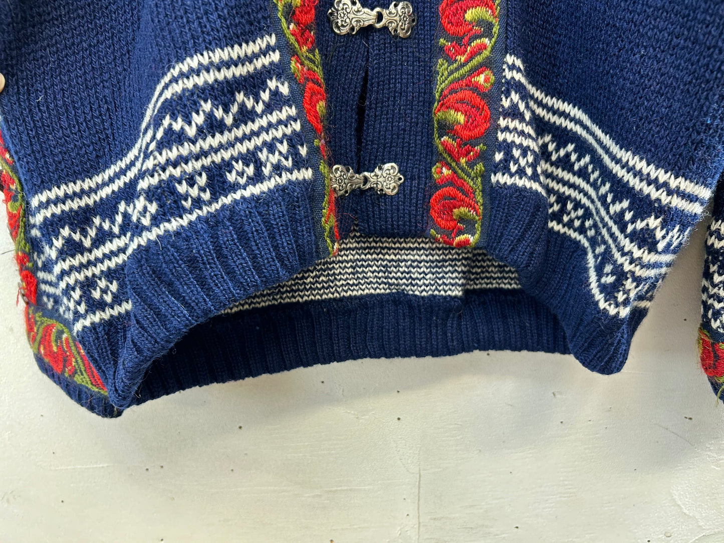 Vintage Nordic Knit Cardigan Product of Norway [K28956]