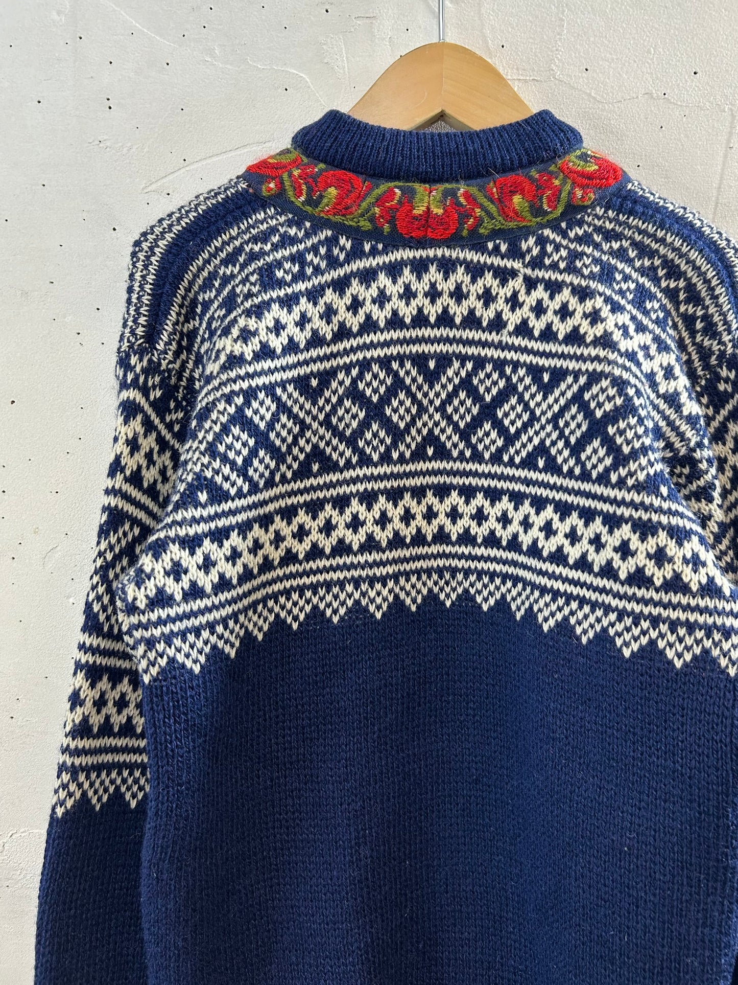 Vintage Nordic Knit Cardigan Product of Norway [K28956]