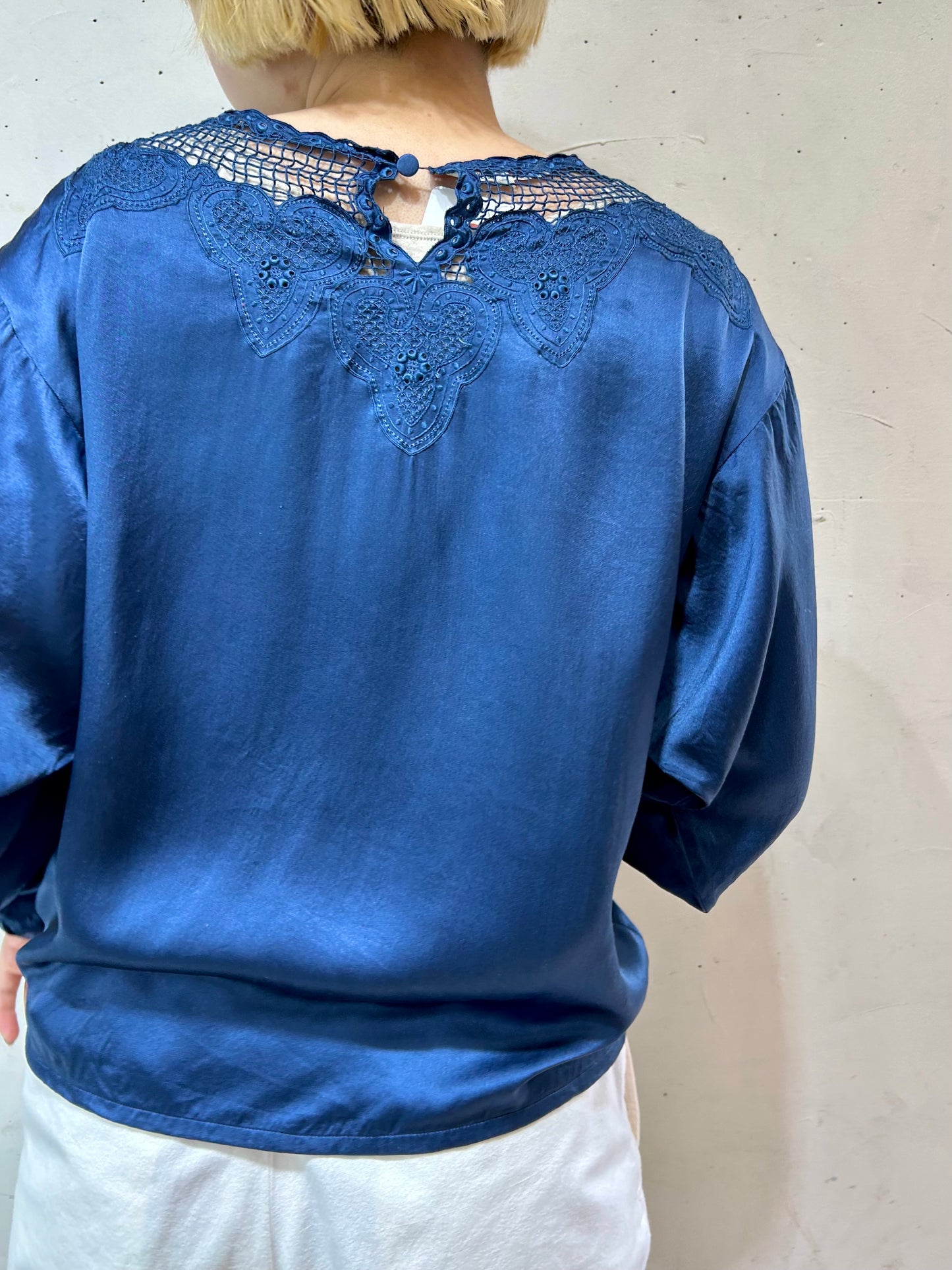 Vintage Silk Blouse [C26603]