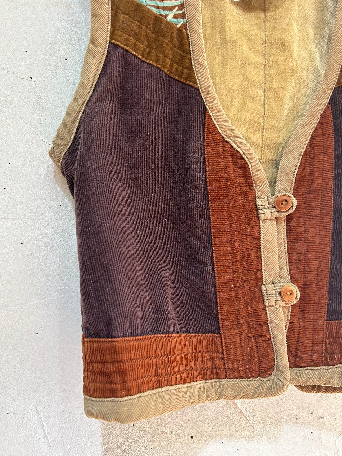 Vintage Patchwork Vest [I25020]