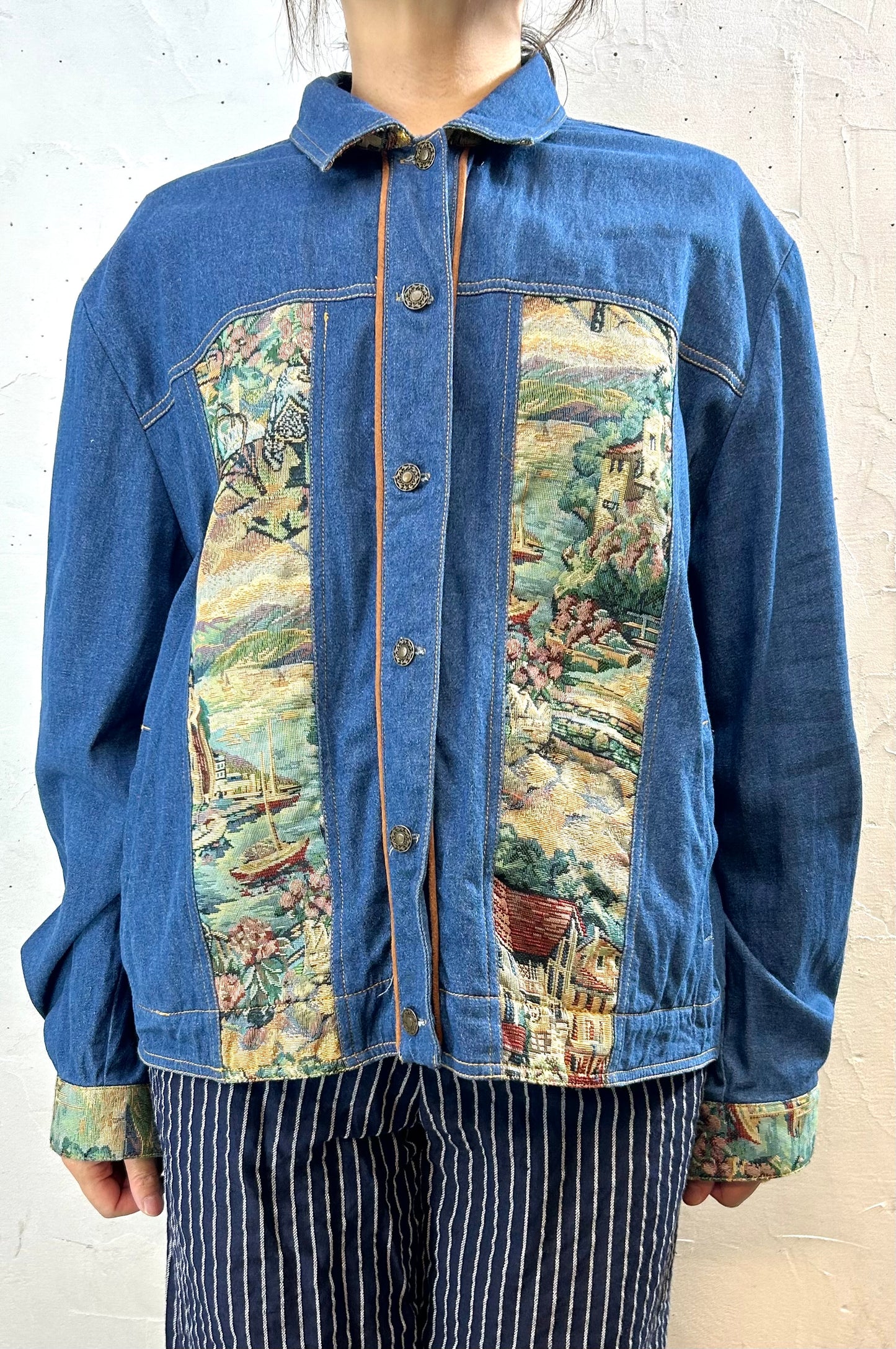 Vintage Denim Jacket [H28285]