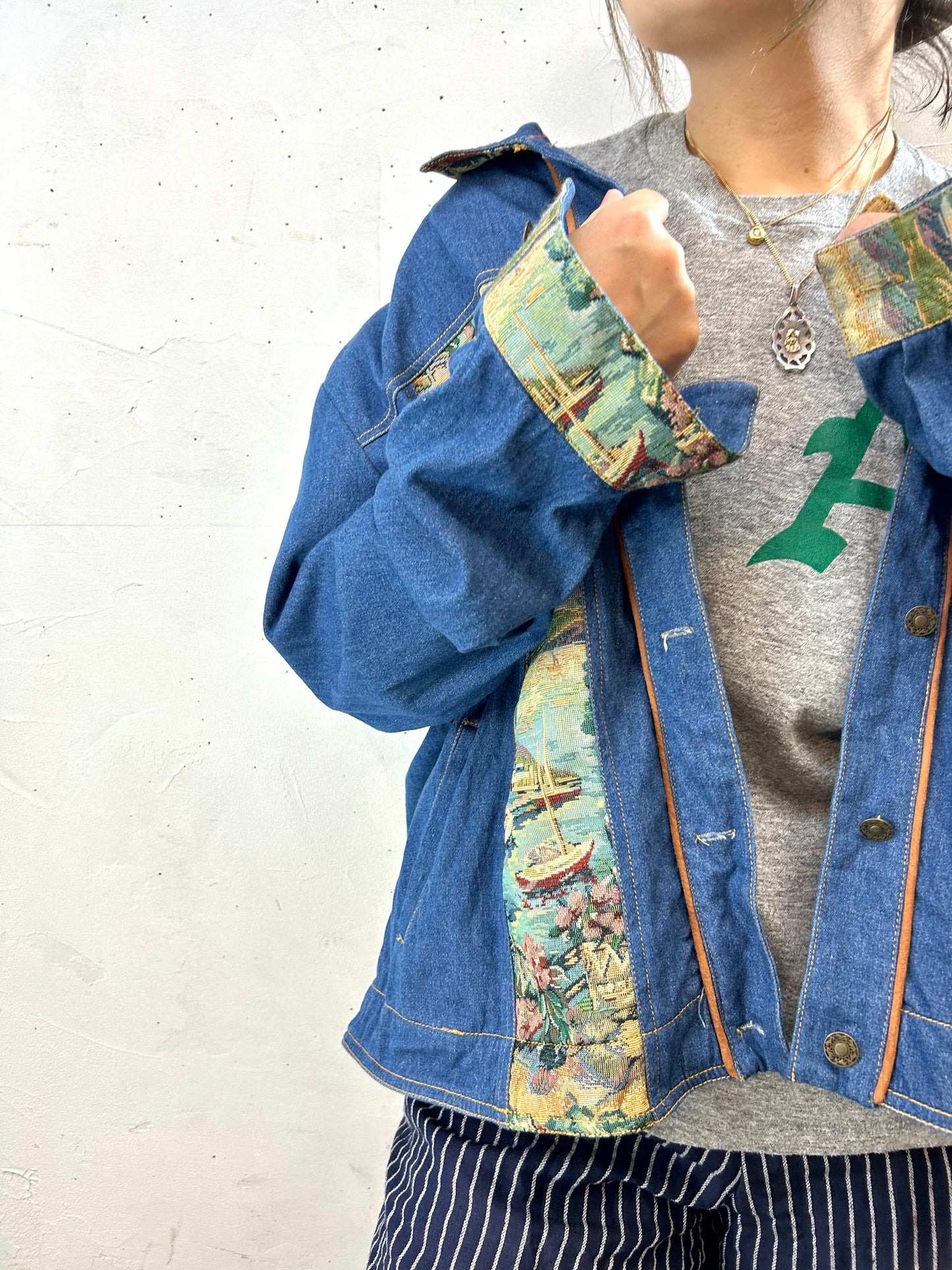 Vintage Denim Jacket [H28285]