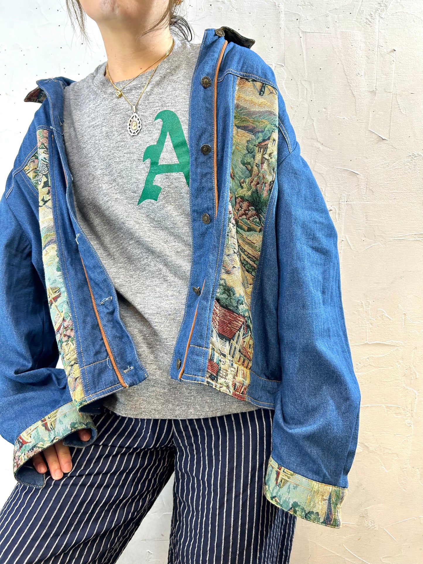 Vintage Denim Jacket [H28285]