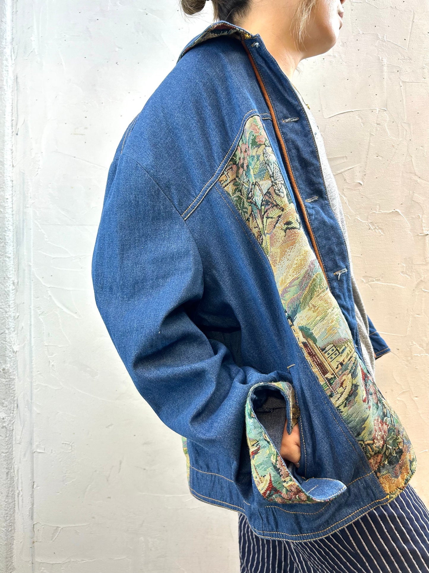 Vintage Denim Jacket [H28285]