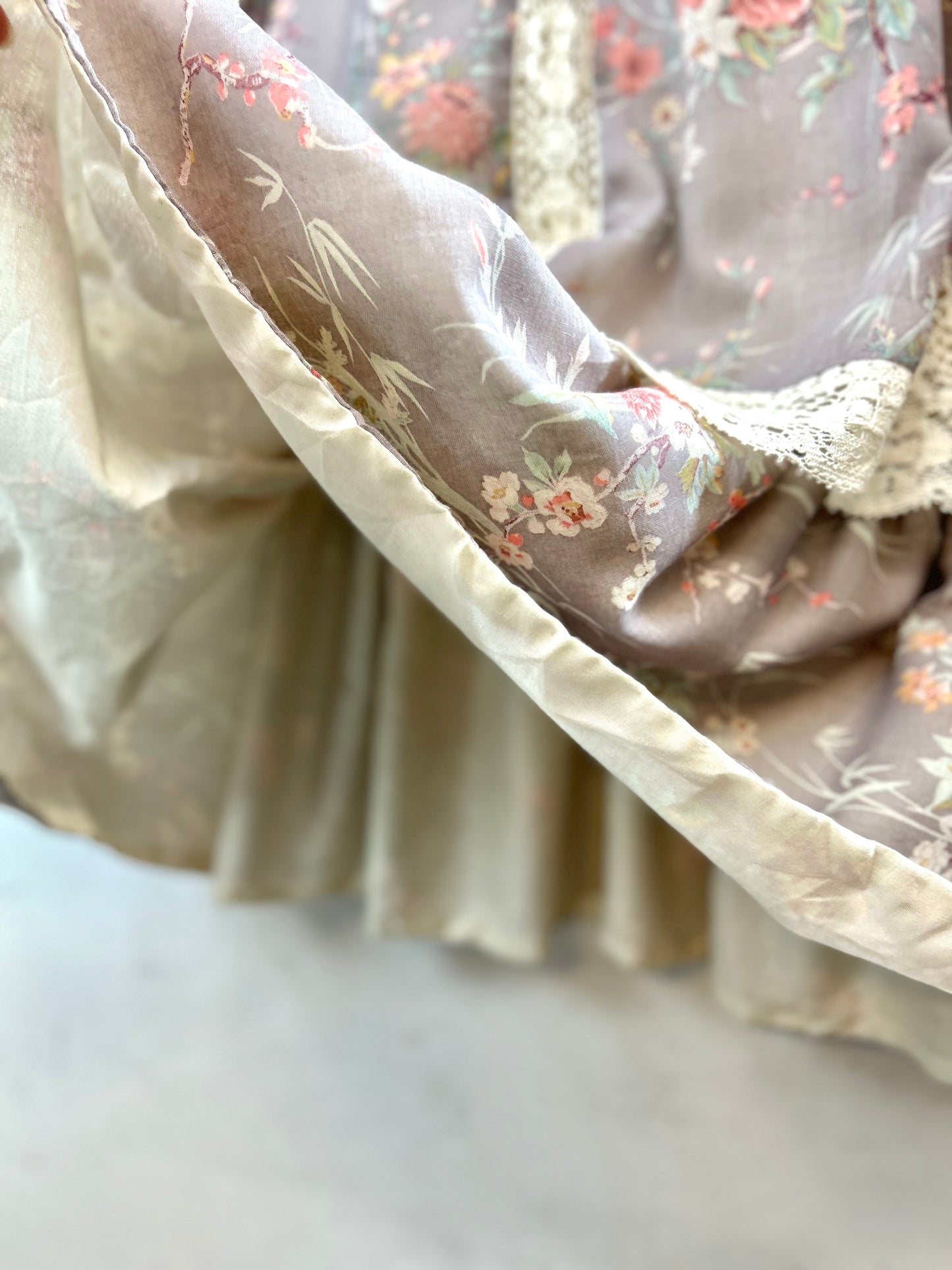 '70s Vintage Tiered Skirt [D30032]