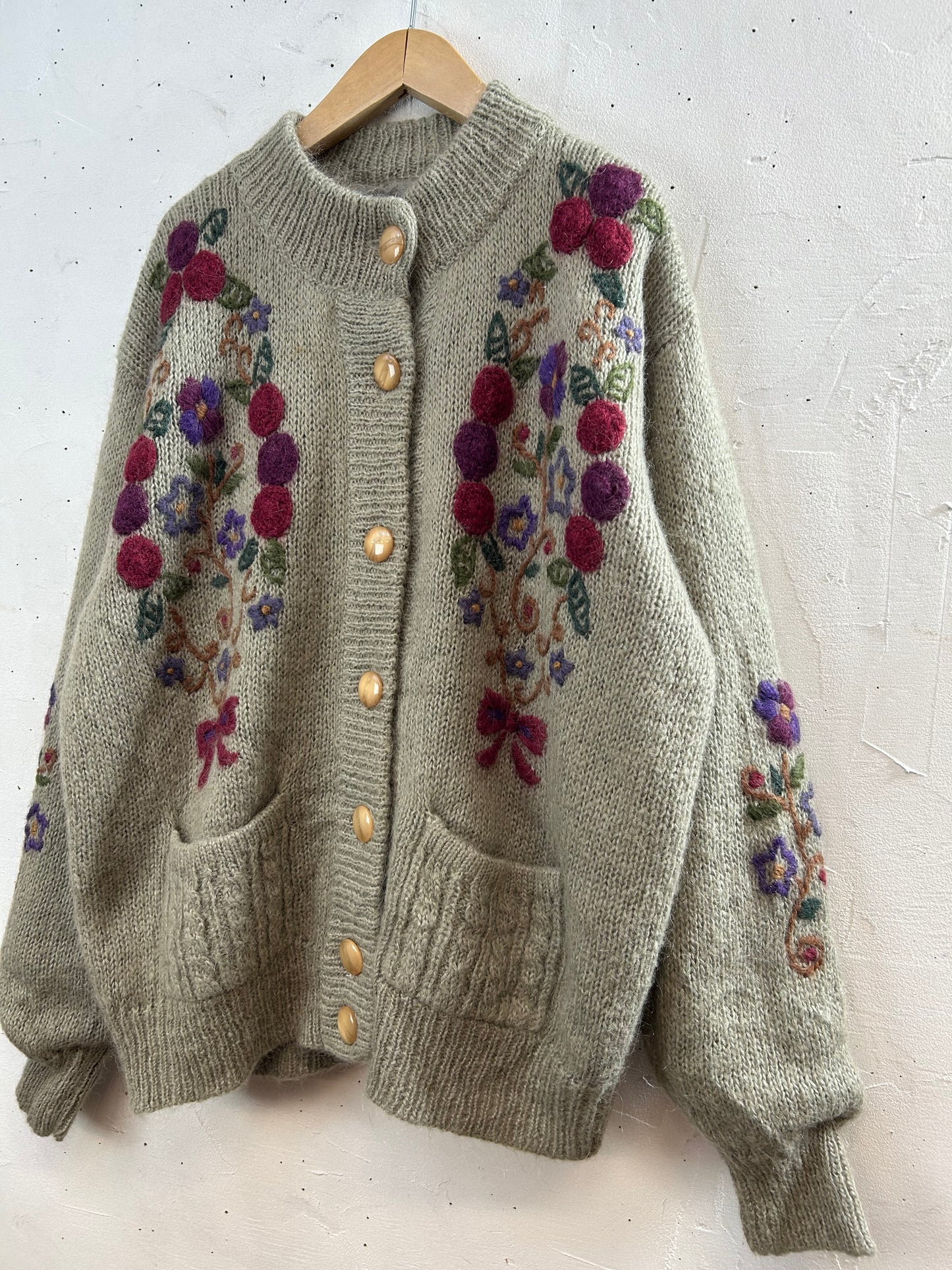 Vintage Knit Cardigan [A29395]