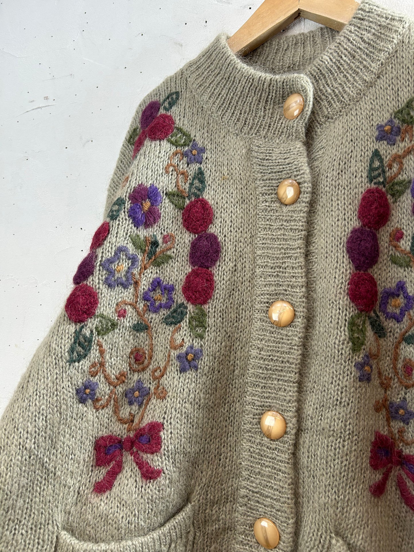 Vintage Knit Cardigan [A29395]