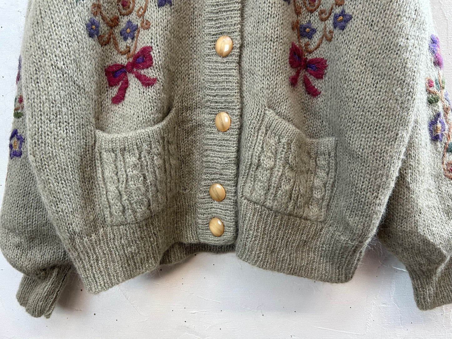 Vintage Knit Cardigan [A29395]