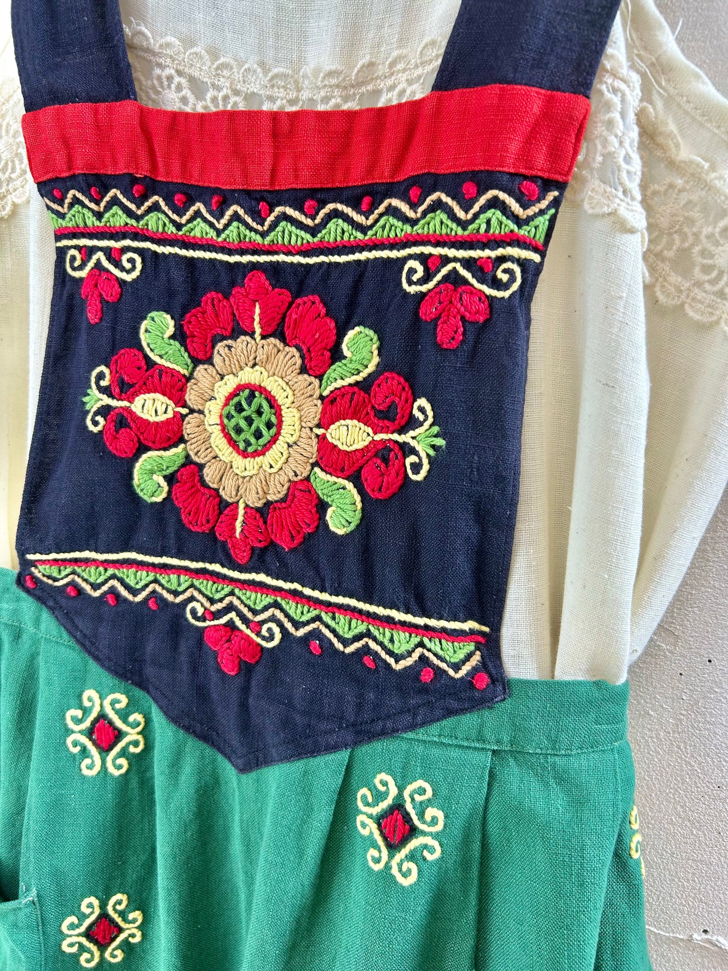 Vintage Embroidery Apron [G30697]