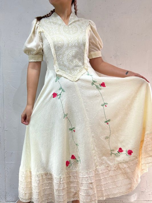 ’70s Vintage Flower Embroidery Dress [C26443]