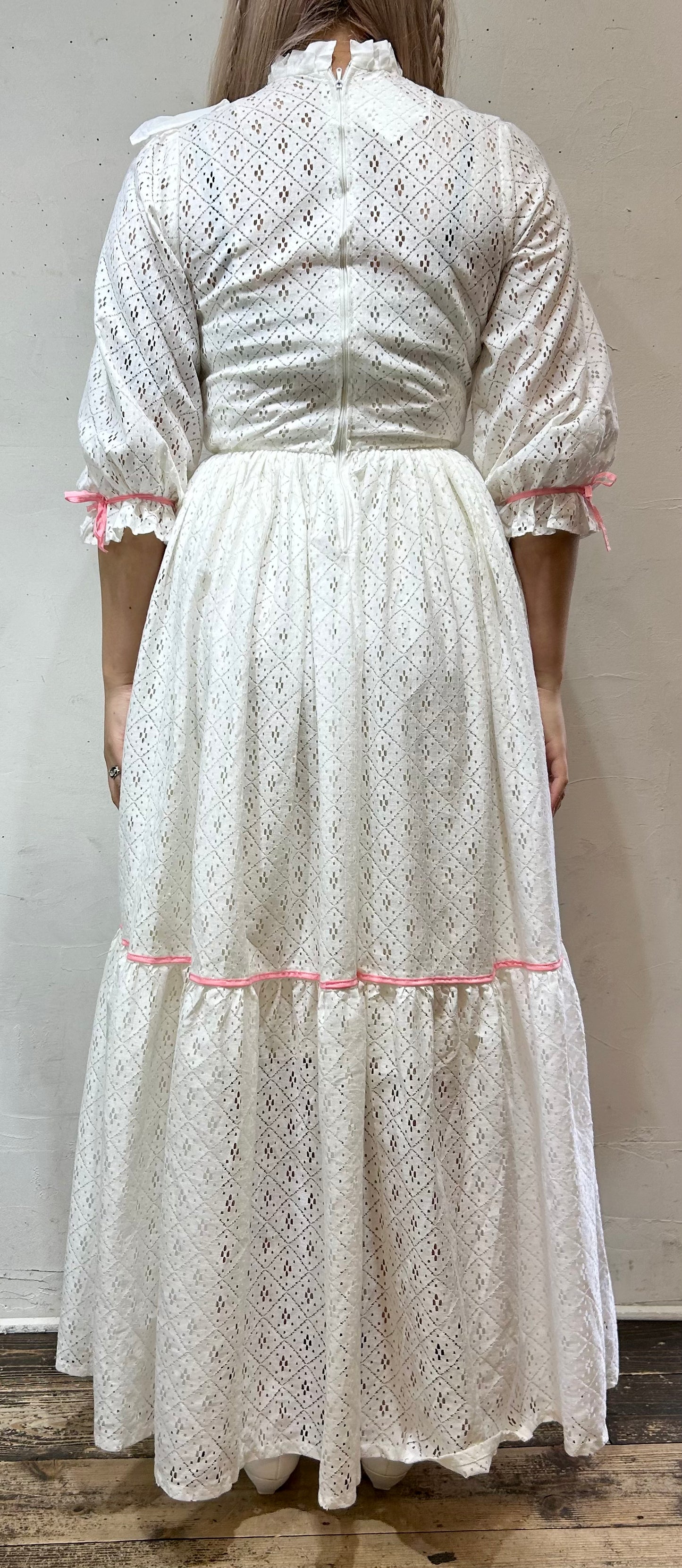 ’70s Vintage Lace Dress [C26609]