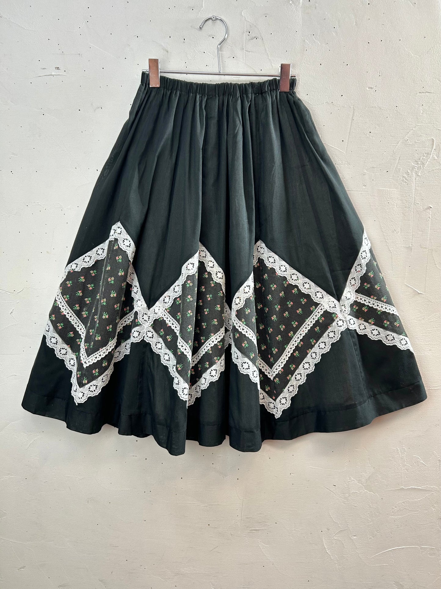 ’70s Vintage Skirt 〜CAREFREE FASHIONS〜 [L29187]