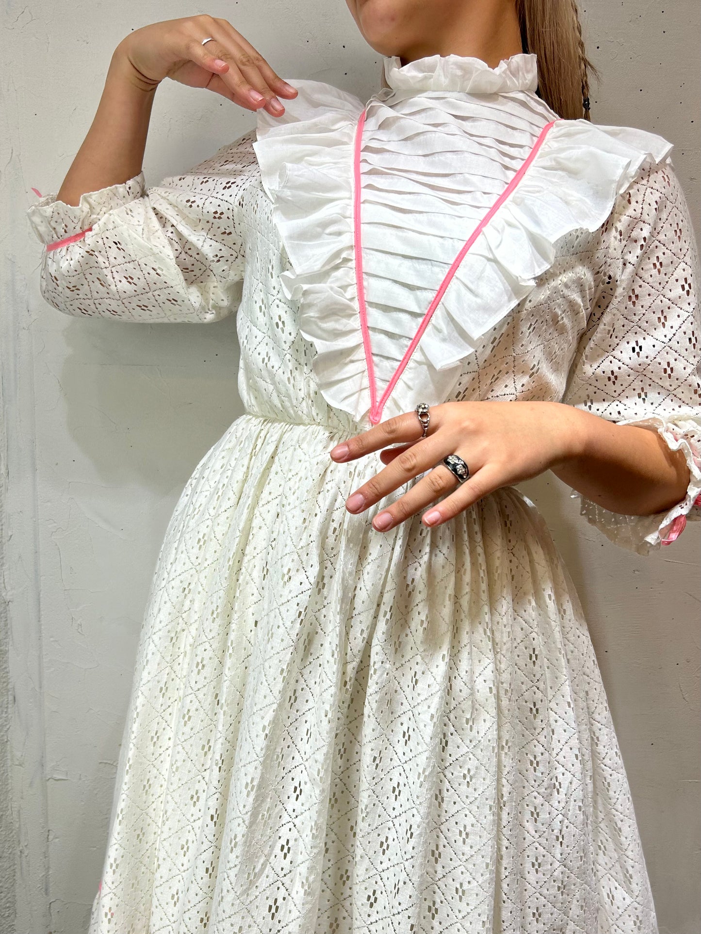 ’70s Vintage Lace Dress [C26609]