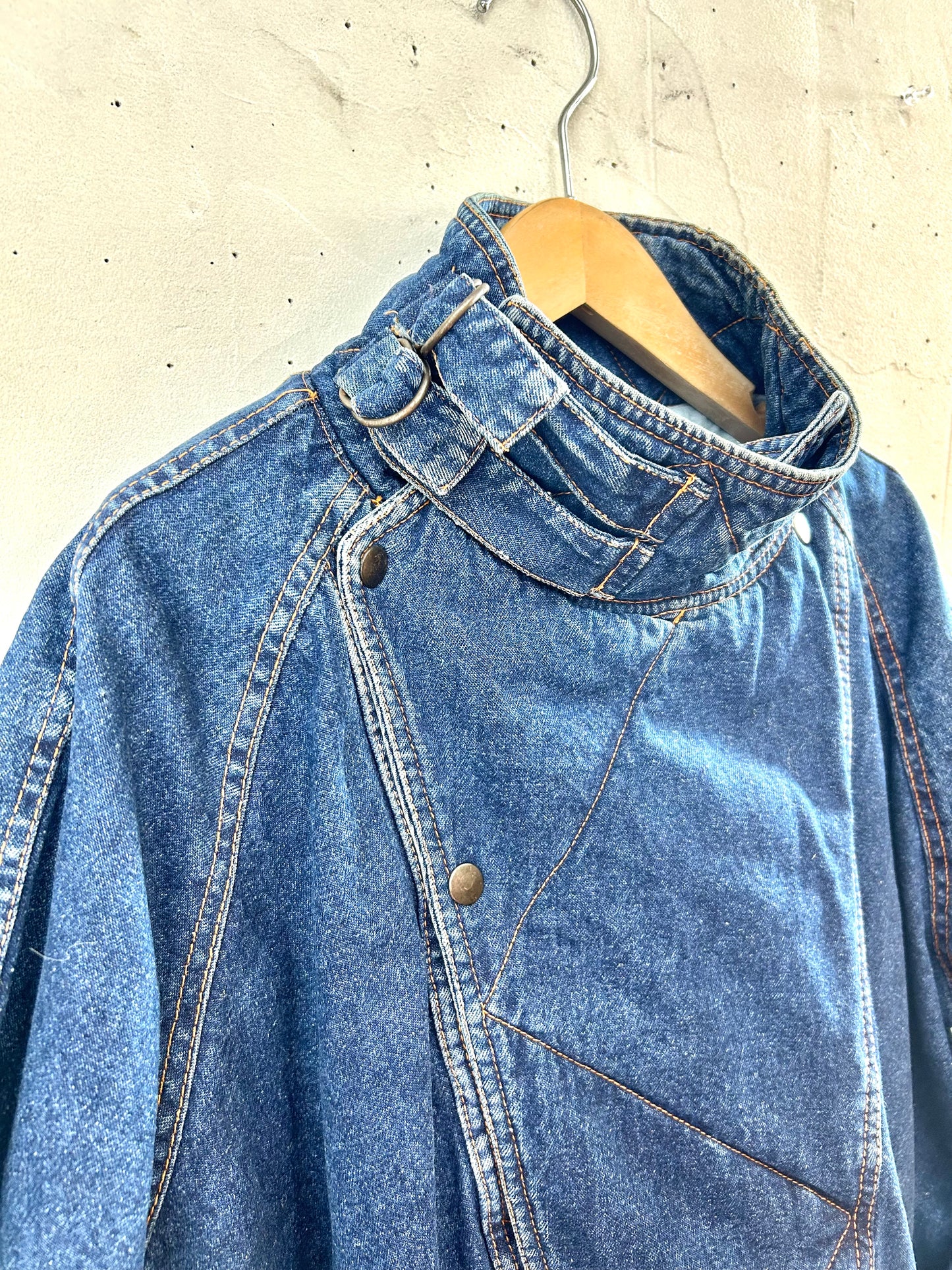 Vintage Denim Jacket [K28957]