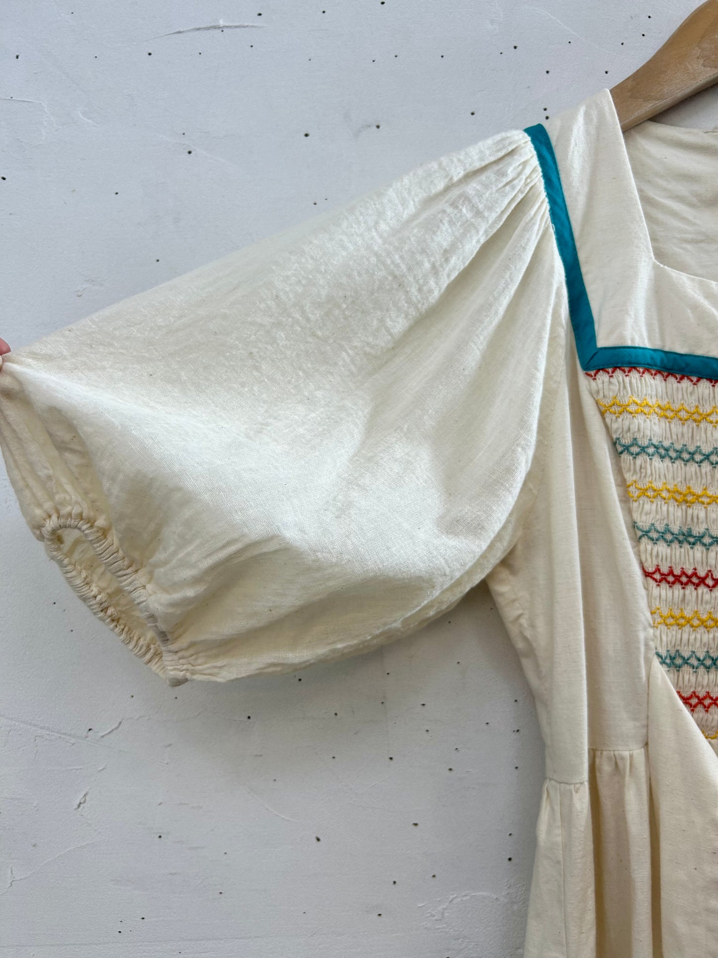 '70s Vintage Embroidery Dress [H28098]