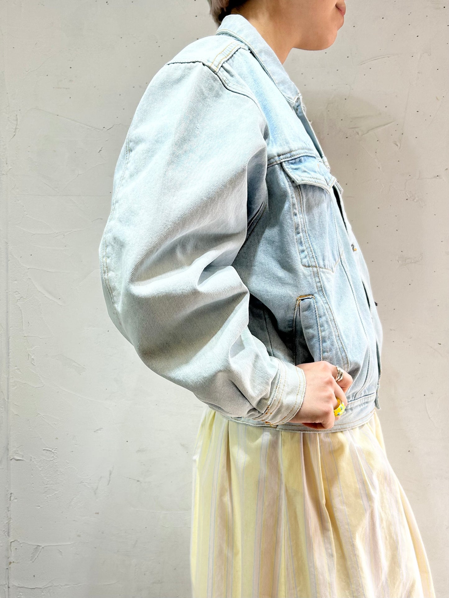 Vintage Denim Jacket [D26777]