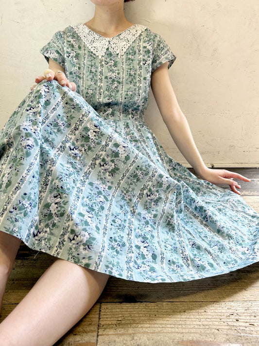 Vintage Flower Dress [E27209]