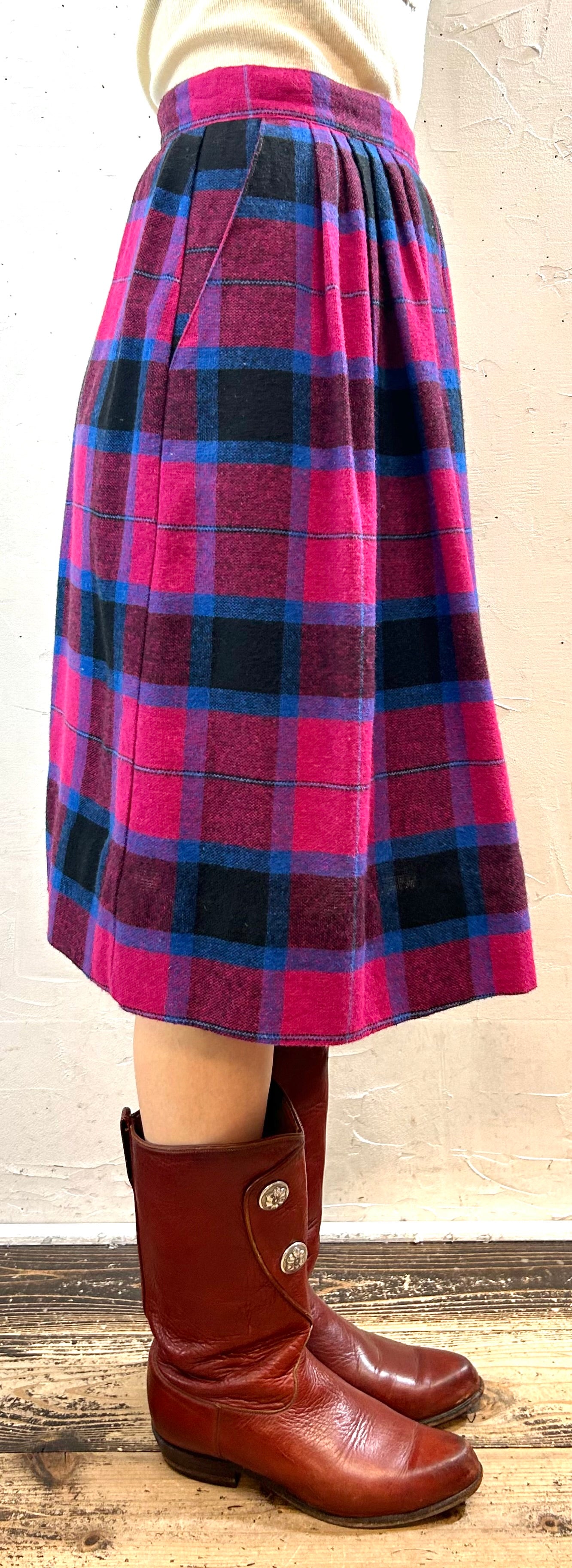 Vintage Plaid Skirt  MADE IN USA  [I28528]