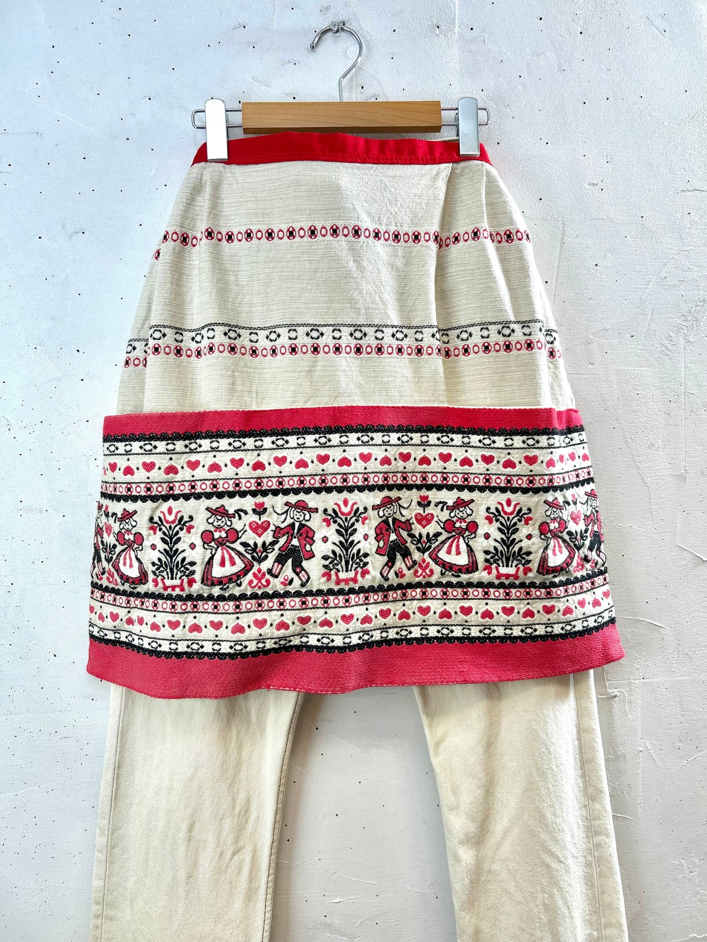 Vintage Tyrol Apron [F30515]