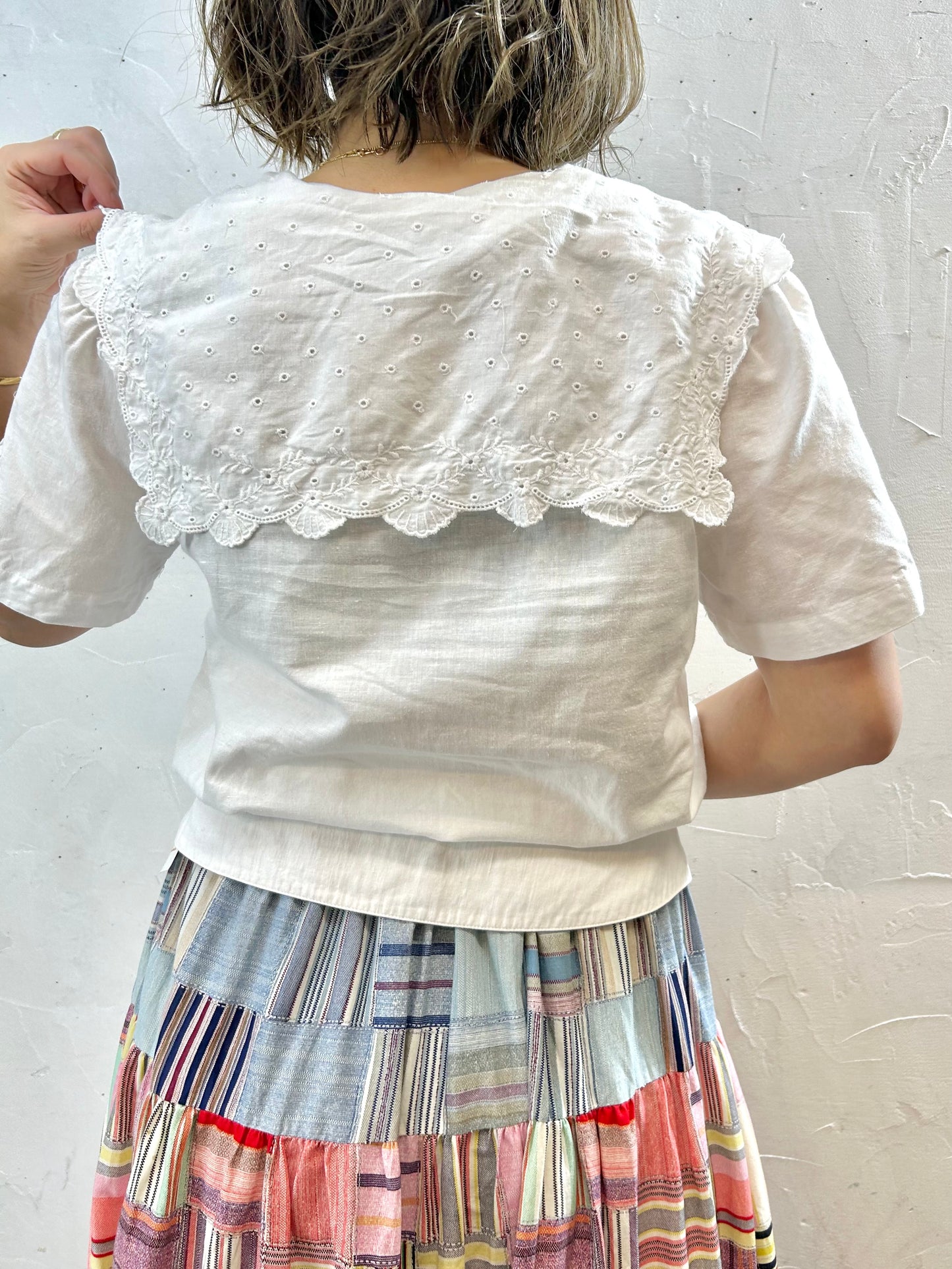 Vintage White Blouse [F27649]