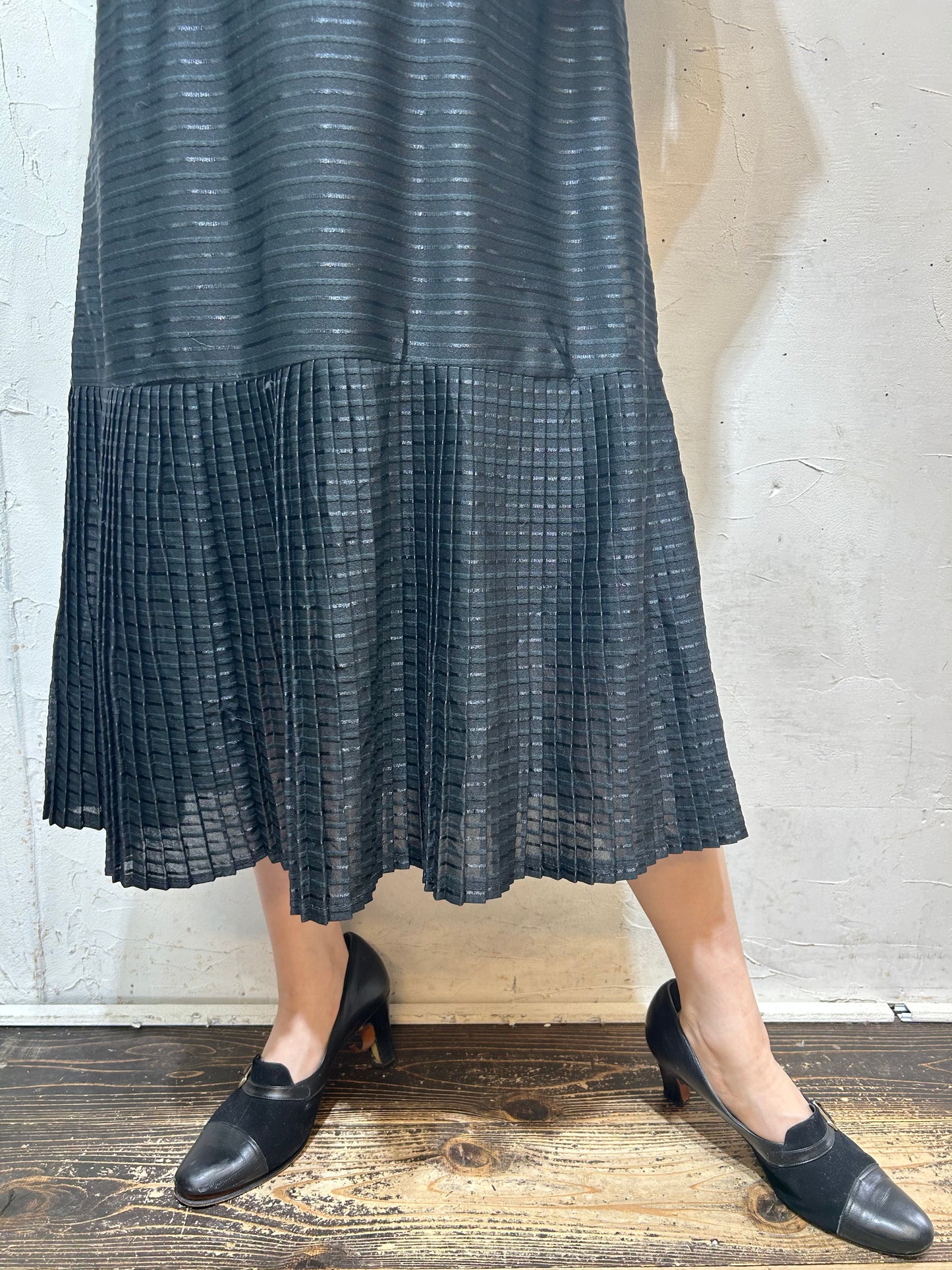 Vintage Pleats Dress [J25410]