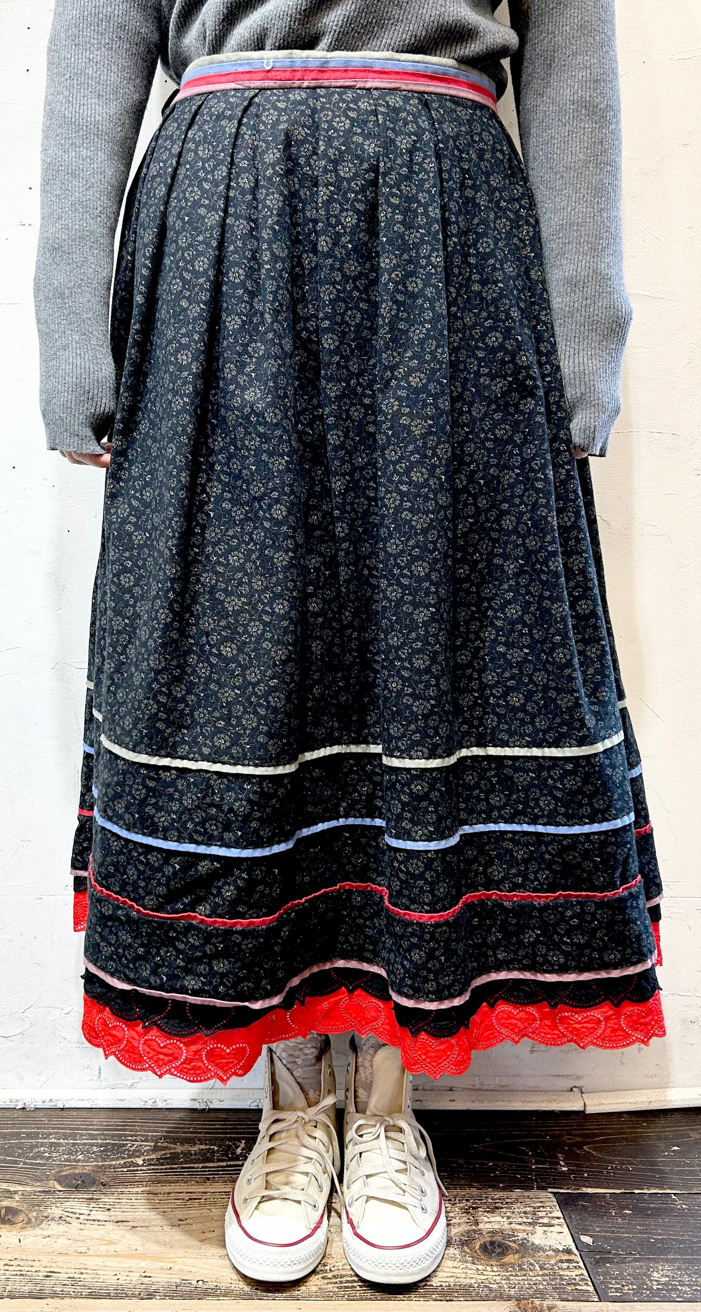 Vintage Tyrol Skirt [L25850]