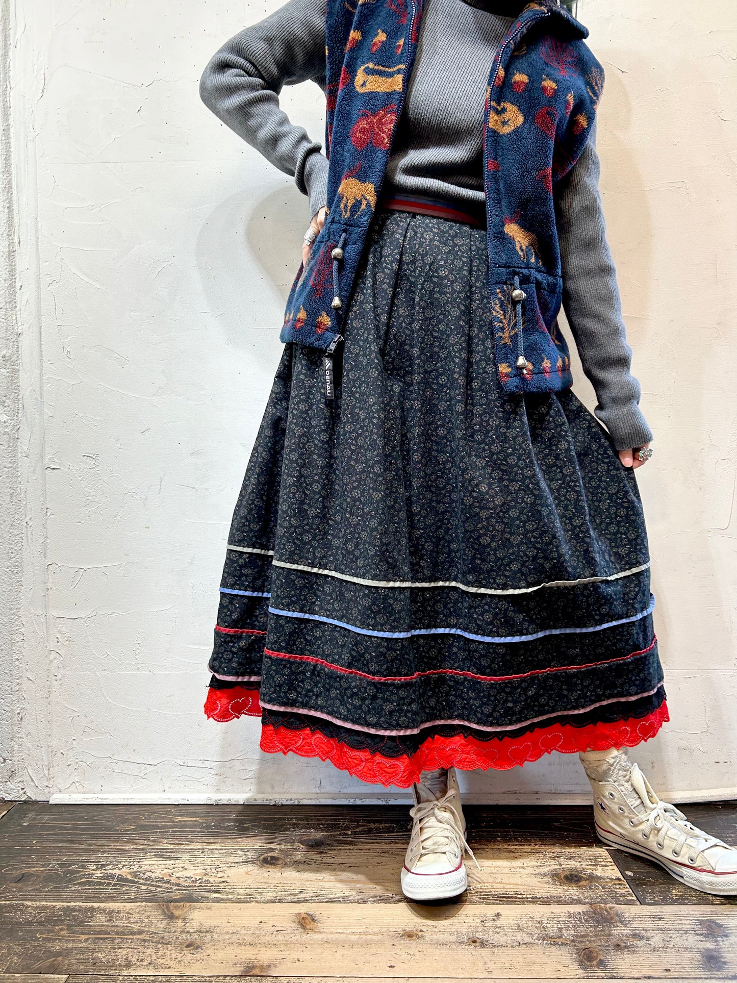 Vintage Tyrol Skirt [L25850]