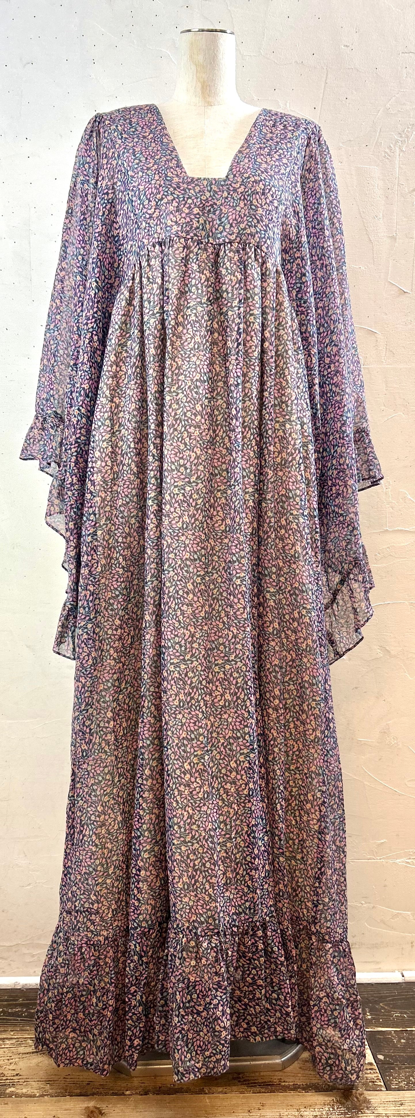’70s Vintage Dress〜GUNNE SAX 〜 [E30274]