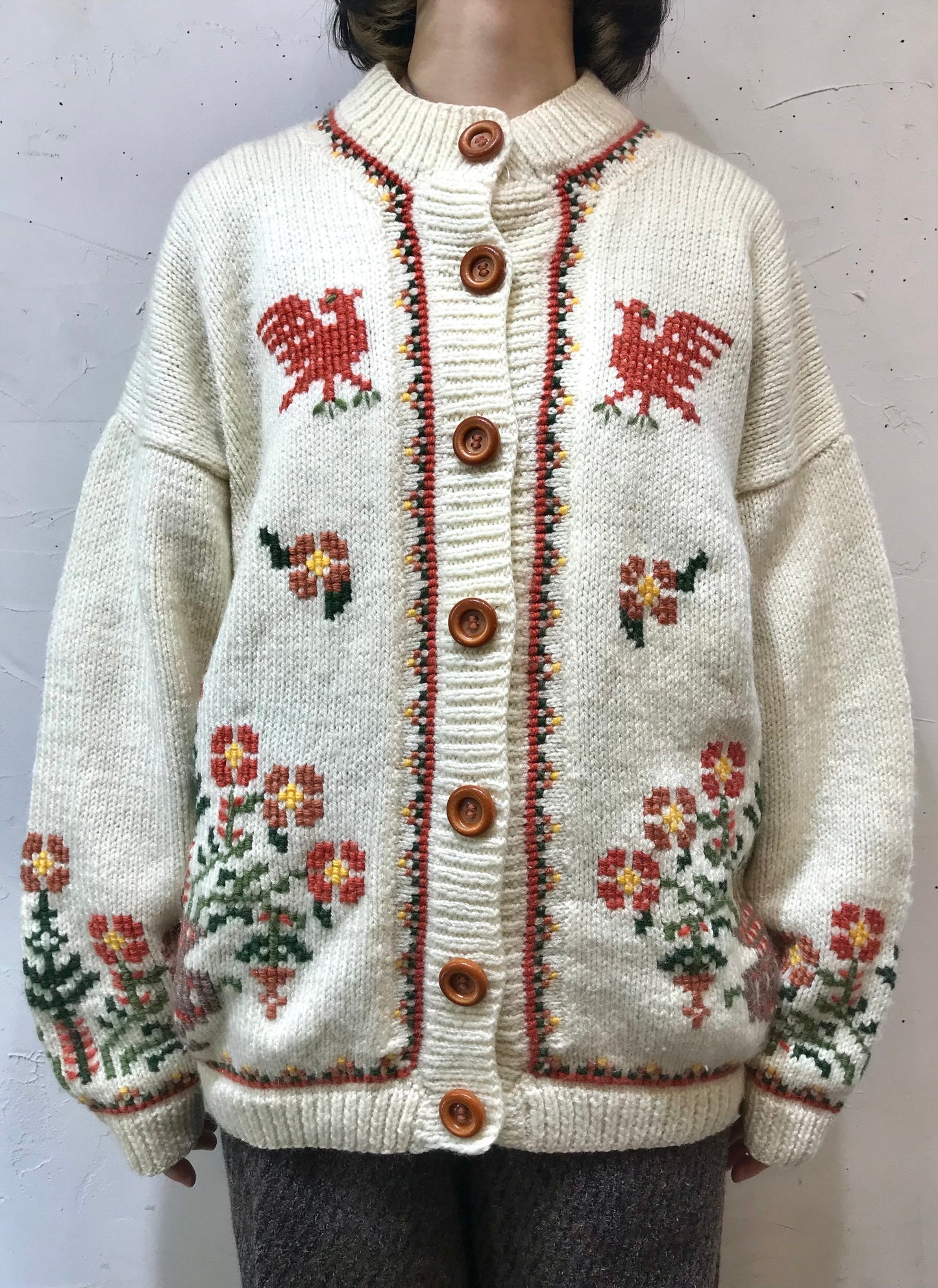 Vintage Hand Knit Cardigan [K25424]