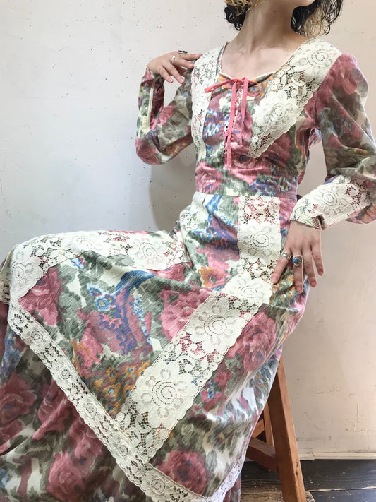 ’70s Vintage Flower Dress [G24631]